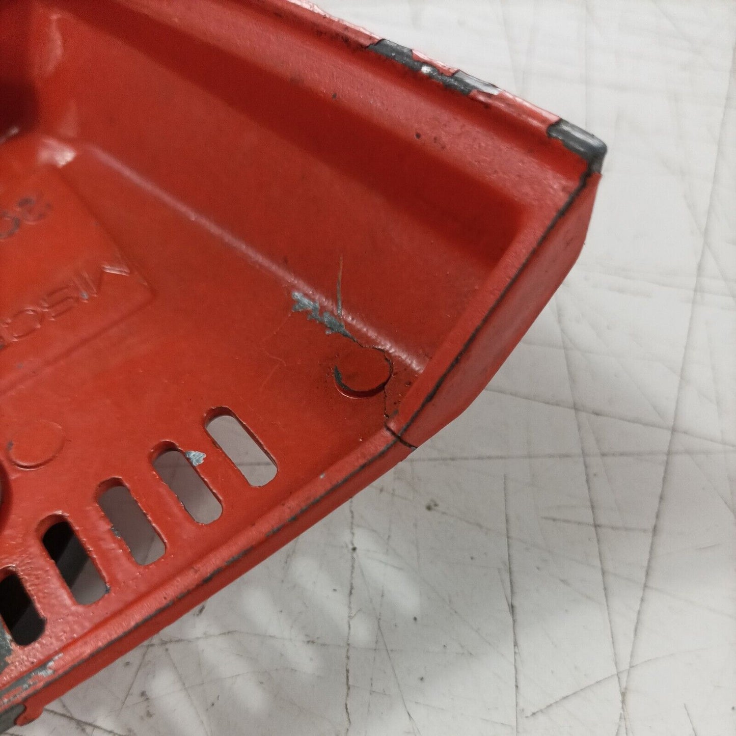 MOTOSEGA CASTOR C70 ALPINA A70 COPERCHIO FILTRO DELL'ARIA ARANCIONE ORIGINALE