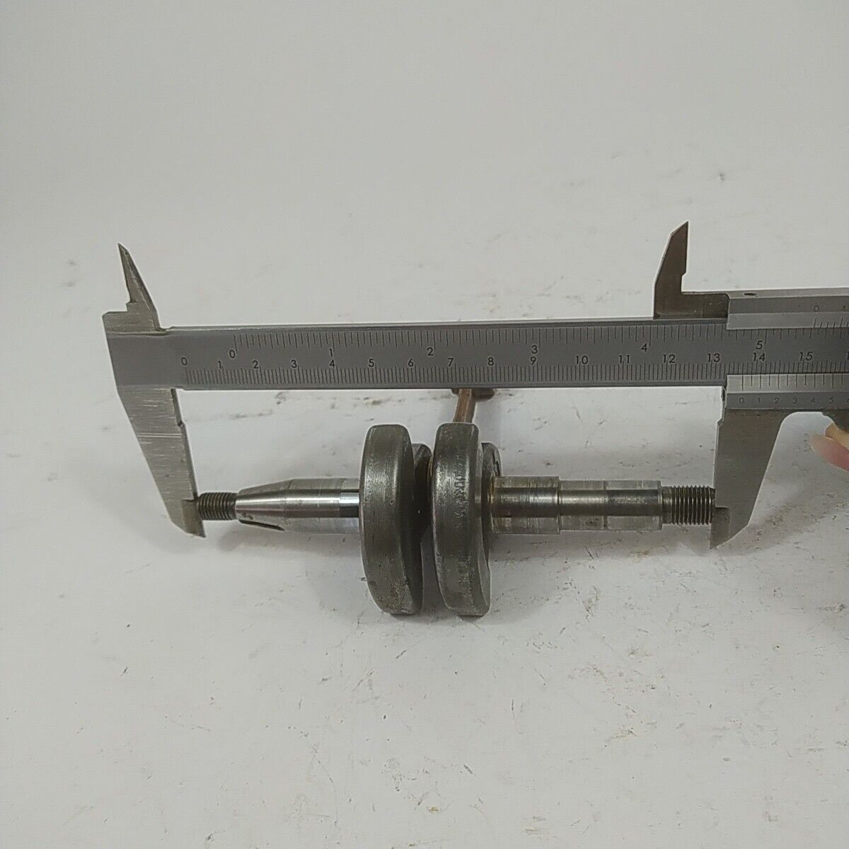 ALBERO MOTORE ORIGINALE 5038580 01 ricambi per MOTOSEGA HUSQVARNA 340 345 usati