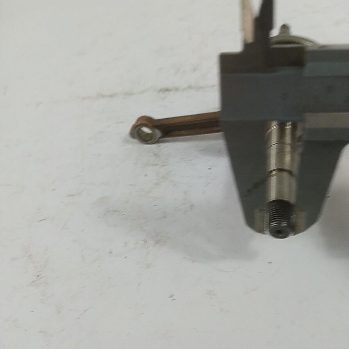 ricambio kit ALBERO MOTORE originale Per motosega ALPINA PROF 70 usati