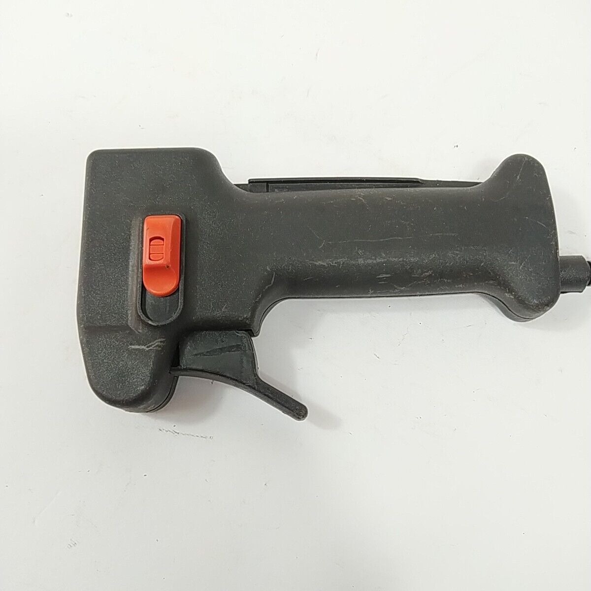 IMPUGNATURA COMANDO ACCELERATORE usato per decespugliatore MCCULLOCH CABRIO 251