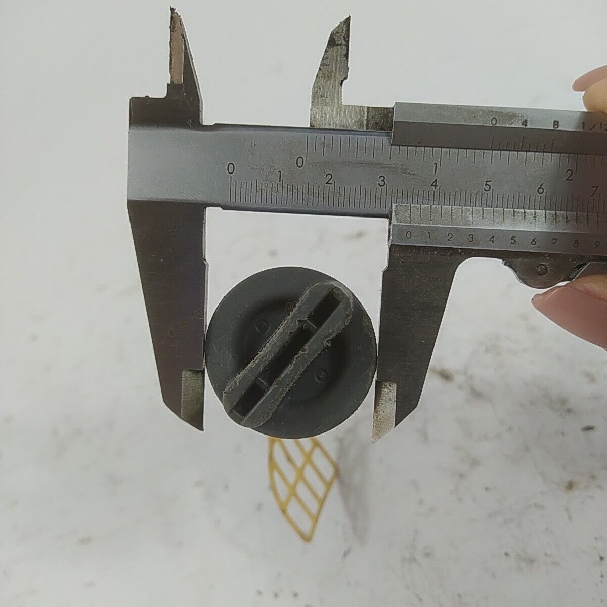 TAPPO SERBATOIO CARBURANTE OLIO per motosega OLEO MAC GS 440 ricambi usati