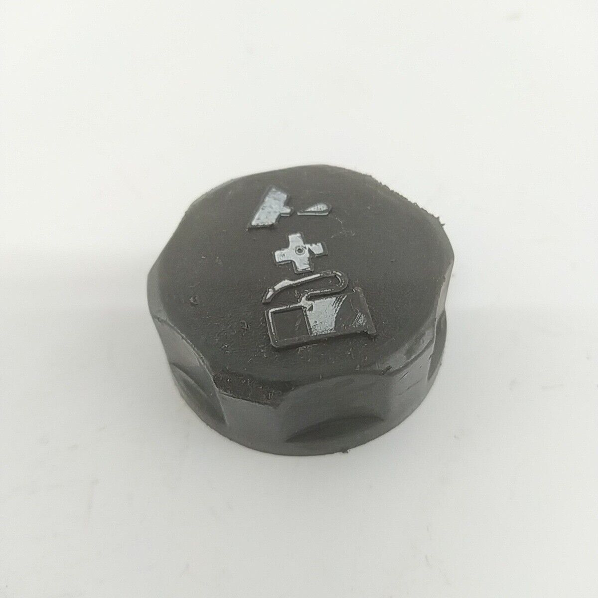 Ricambio usato TAPPO SERBATOIO carburante per decespugliatore MITSUBISHI T200