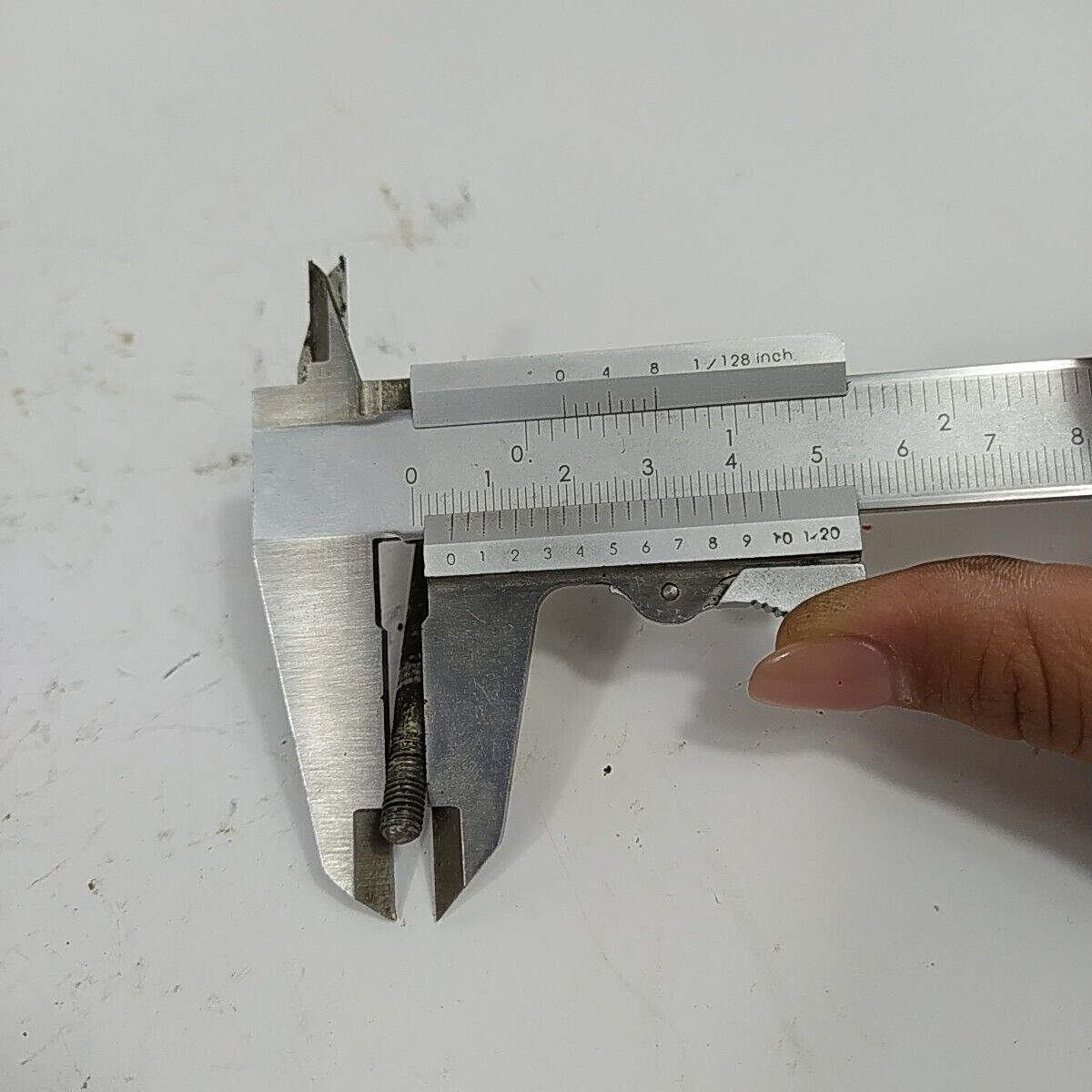MARMITTA terminale SILENZIATORE PER MOTOSEGA OLEOMAC 945 A ricambi usati