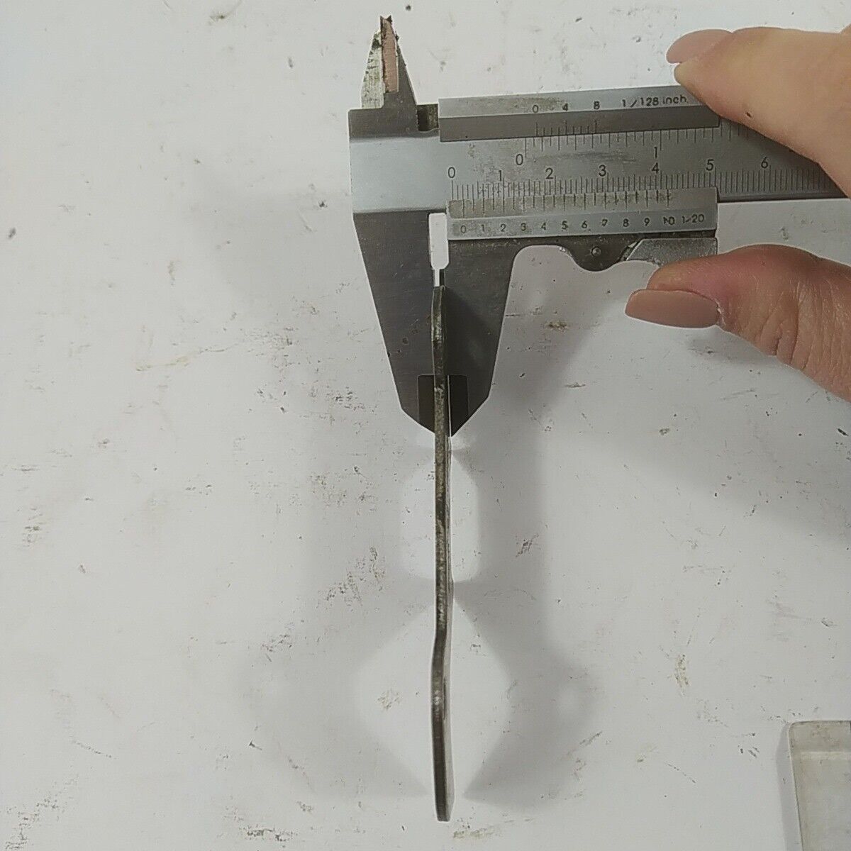 ARPIONE ARTIGLIO BARRA CATENA per motosega OLEO MAC GS 440 ricambi usati
