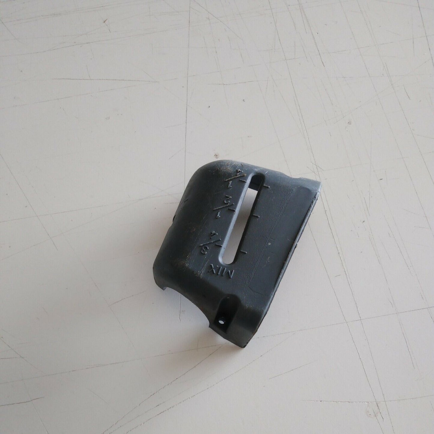 COPERCHIO COPRI SERBATOIO PER MOTOSEGA ALPINA  CASTOR D 21011G TR 350 PR 34