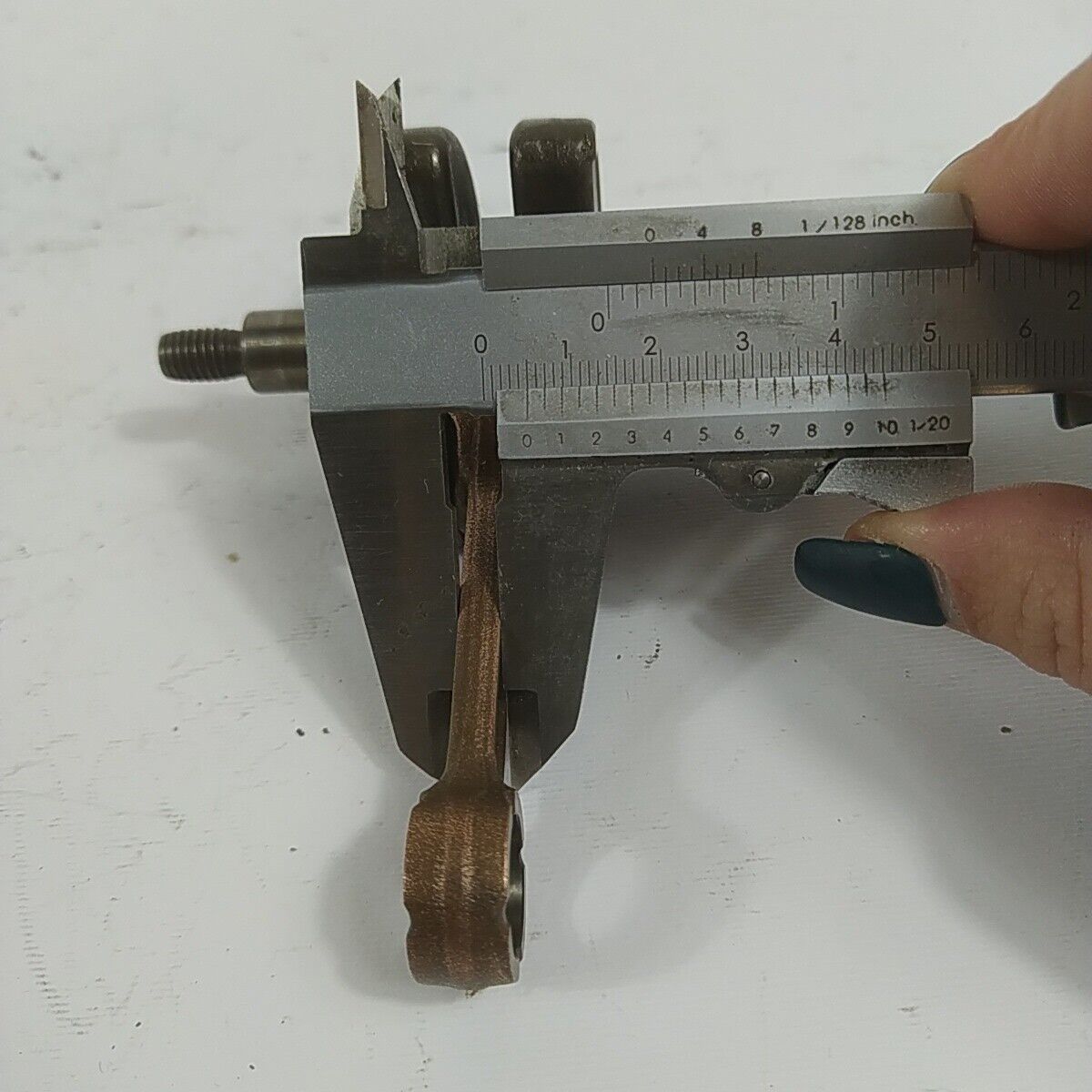Ricambio ALBERO MOTORE usato per decespugliatore MITSUBISHI TL 52