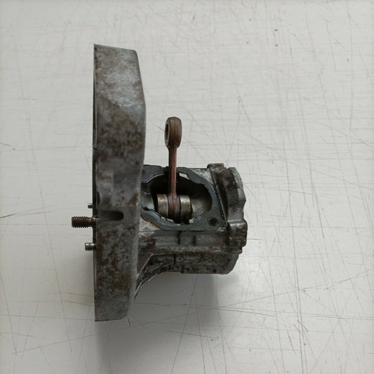 ricambio CARTER E ALBERO MOTORE usato PER DECESPUGLIATORE MCCULLOCH PRO MAC 2000