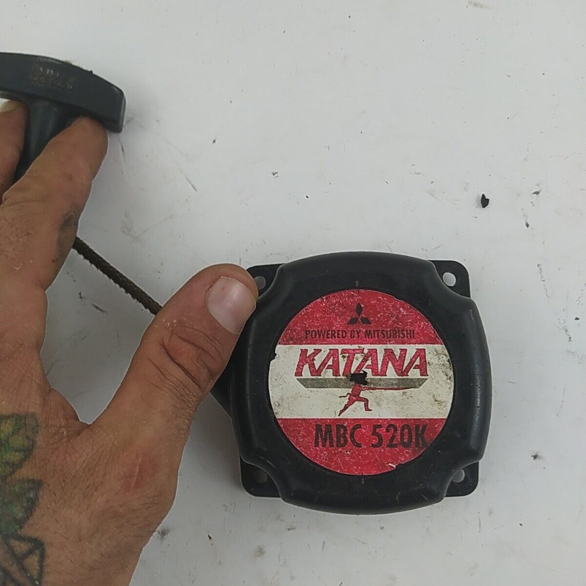 Ricambio COPERCHIO DI AVVIAMENTO usato per decespugliatore KATANA MBC 520 K