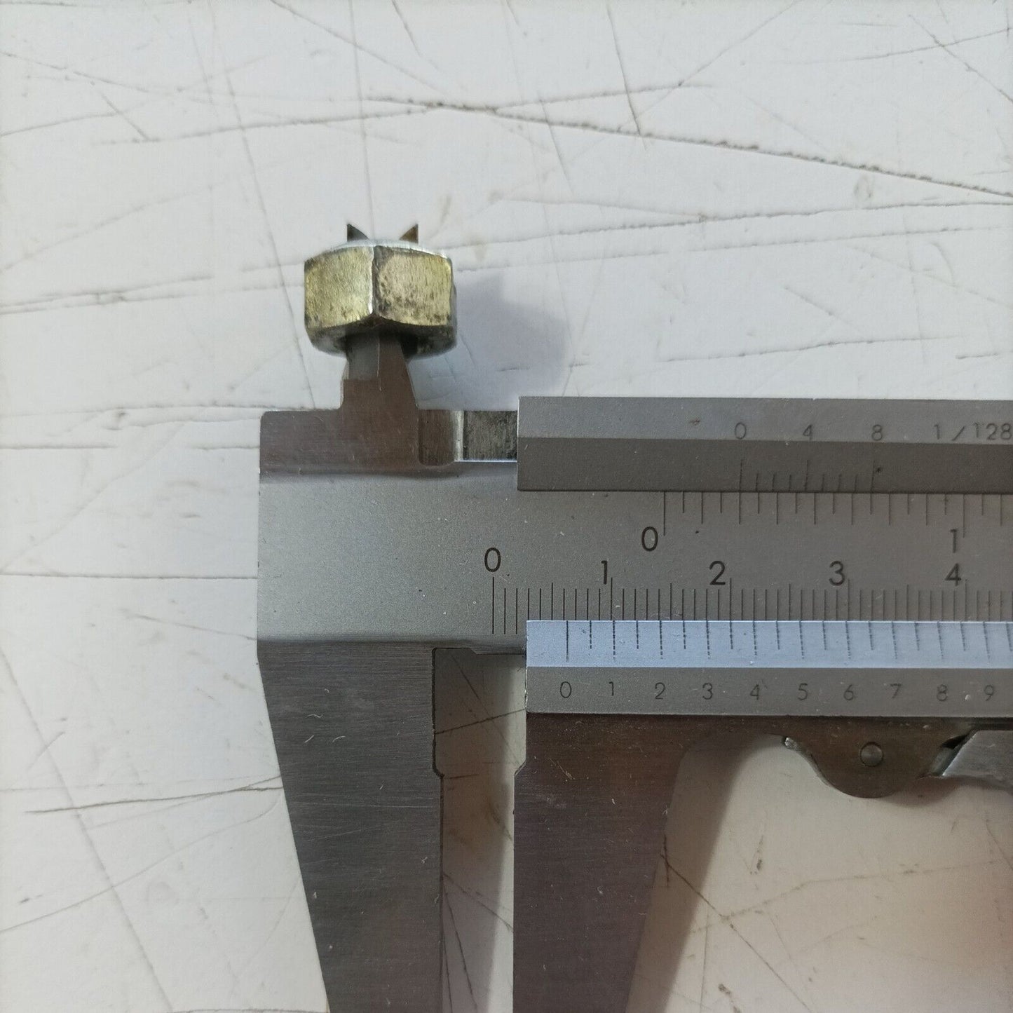 dado bullone LATO VOLANO PER MOTOSEGA CASTEL GARDEN CS 39 ALPINA P 390 usato