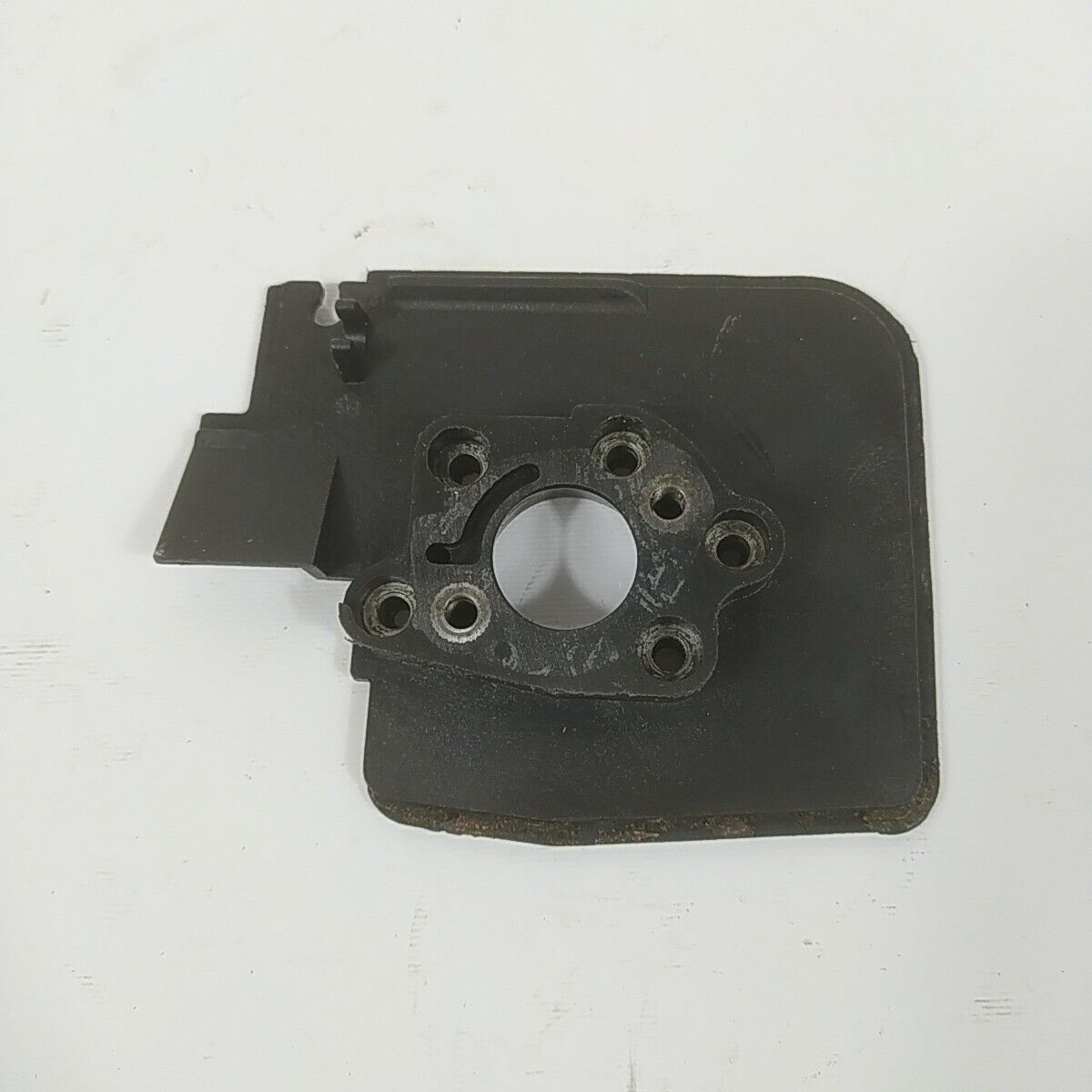 MOTOSEGA OLEO-MAC 350 FLANGIA termica CARBURATORE COLLETTORE ASPIRAZIONE usato