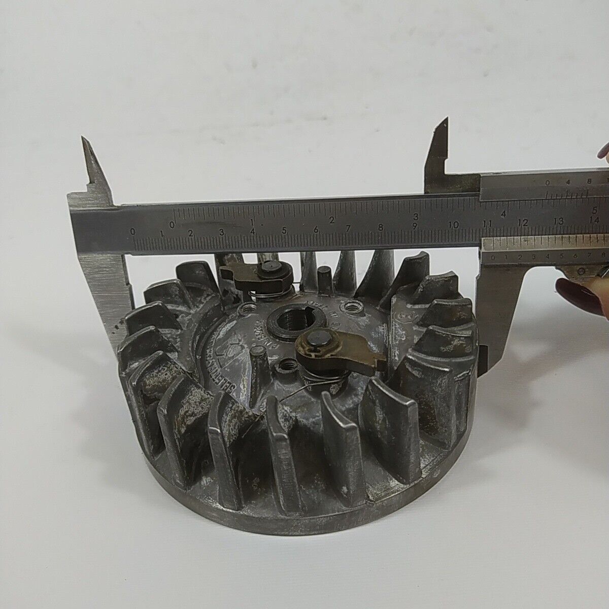 VOLANO MAGNETICO DI AVVIAMENTO per motosega OLEO MAC 350 usato P. N. 5523 V.