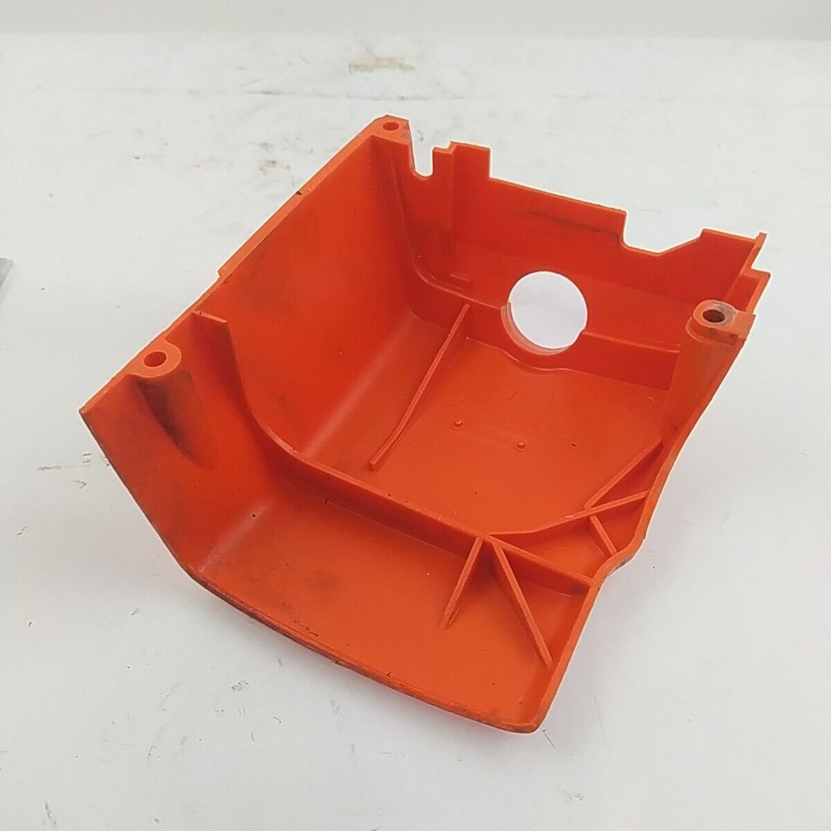 motosega CASTOR ALPINA 450 ricambio COPERCHIO MOTORE copri cilindro Usato