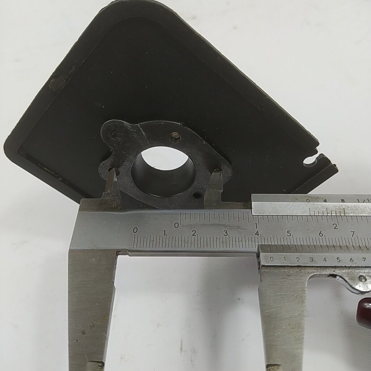 MOTOSEGA OLEO-MAC 350 FLANGIA termica CARBURATORE COLLETTORE ASPIRAZIONE usato