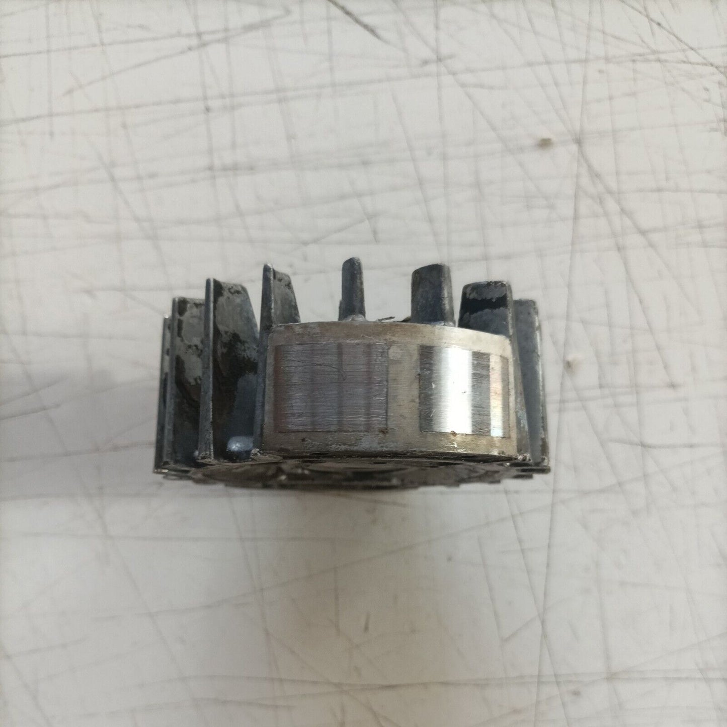 VOLANO ACCENSIONE 02.0088.60 PER MOTOSEGA EMAK OLEOMAC 940 940C ricambi usati