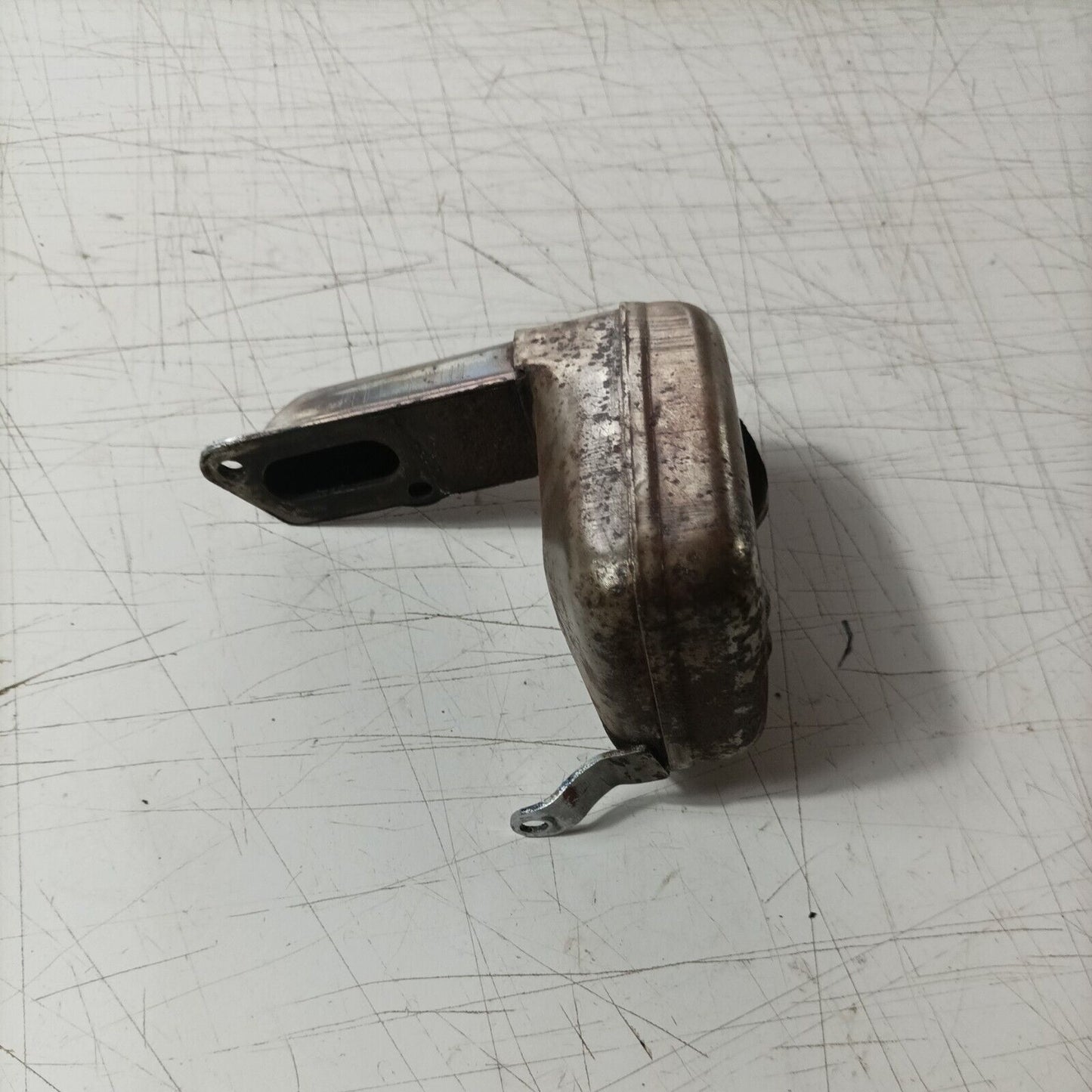 SILENZIATORE MARMITTA TERMINALE DI SCARICO PER MOTOSEGA CASTOR C 70 ALPINA A 70