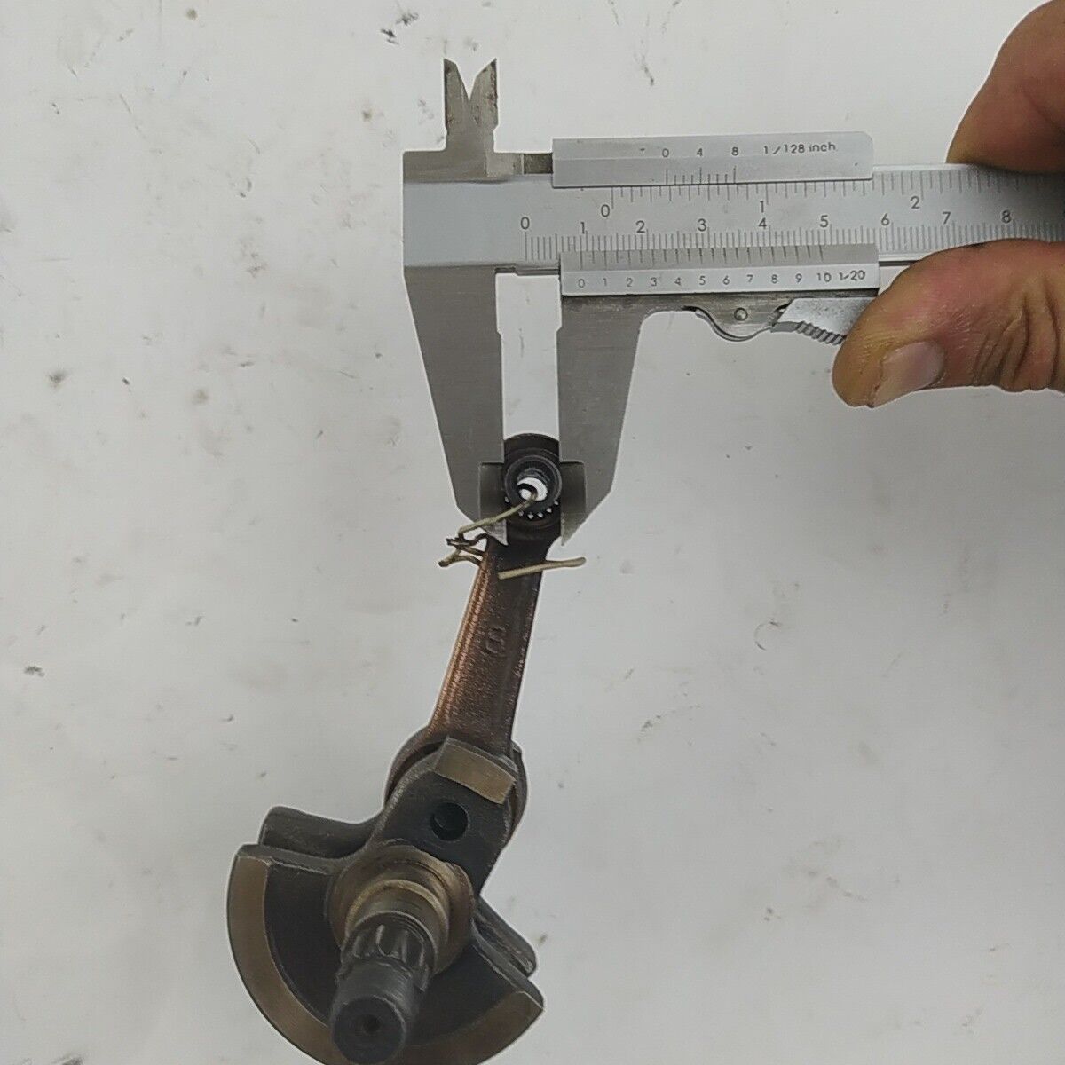 ricambio ALBERO MOTORE usato ORIGINALE DECESPUGLIATORE MCCULLOCH GT