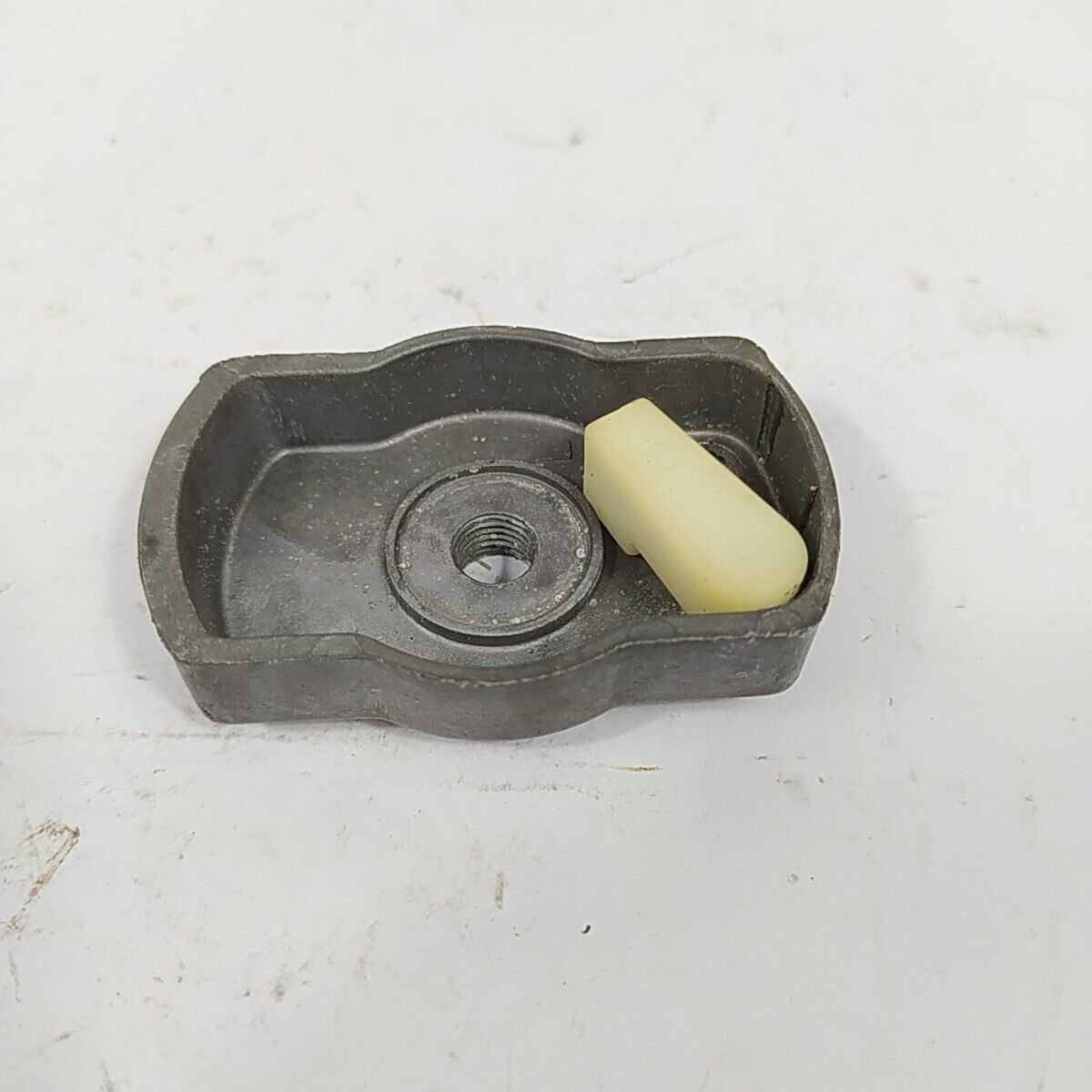 COPERCHIO E CRICCHETTO DI AVVIAMENTO per decespugliatore ECHO GT 22 SRM 22 usati