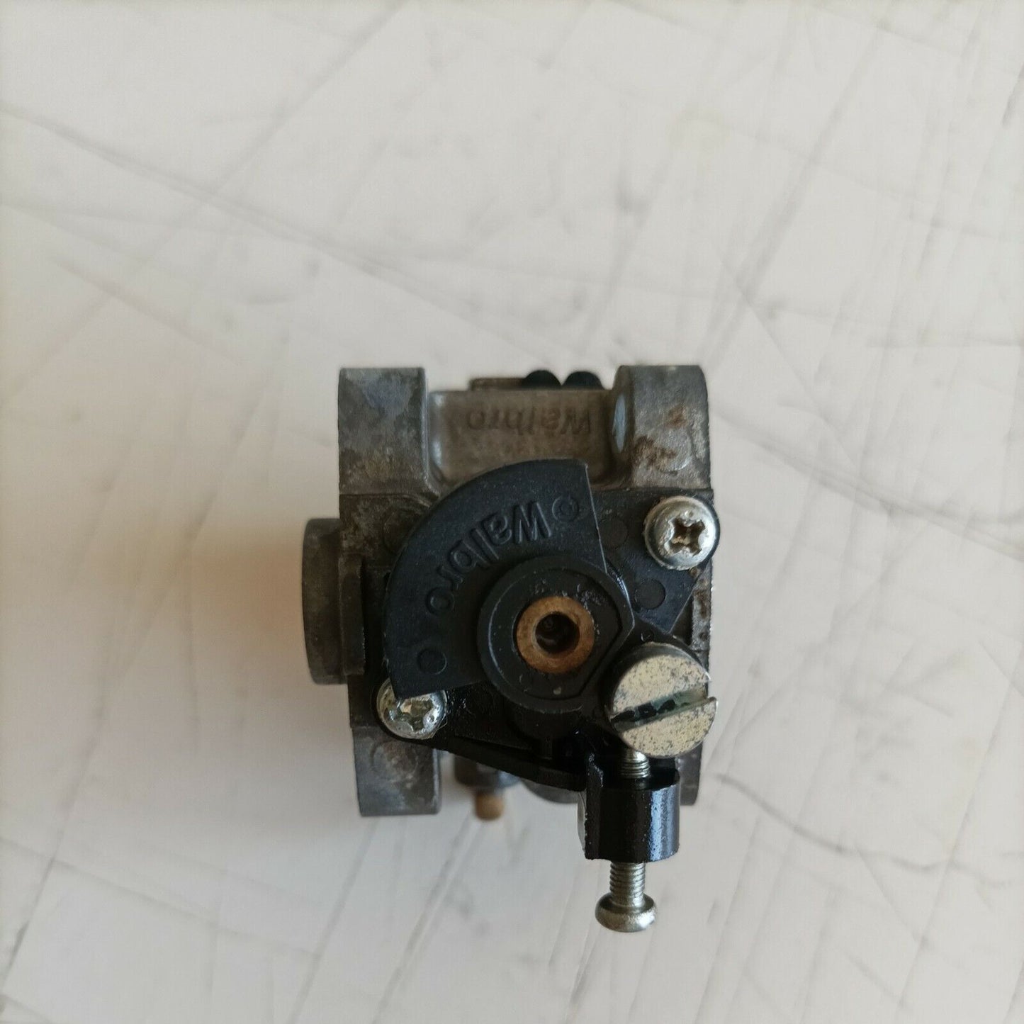 CARBURATORE COMPLETO WALBRO PER DECESPUGLIATORE HITACHI CG 24EKS ricambi usati