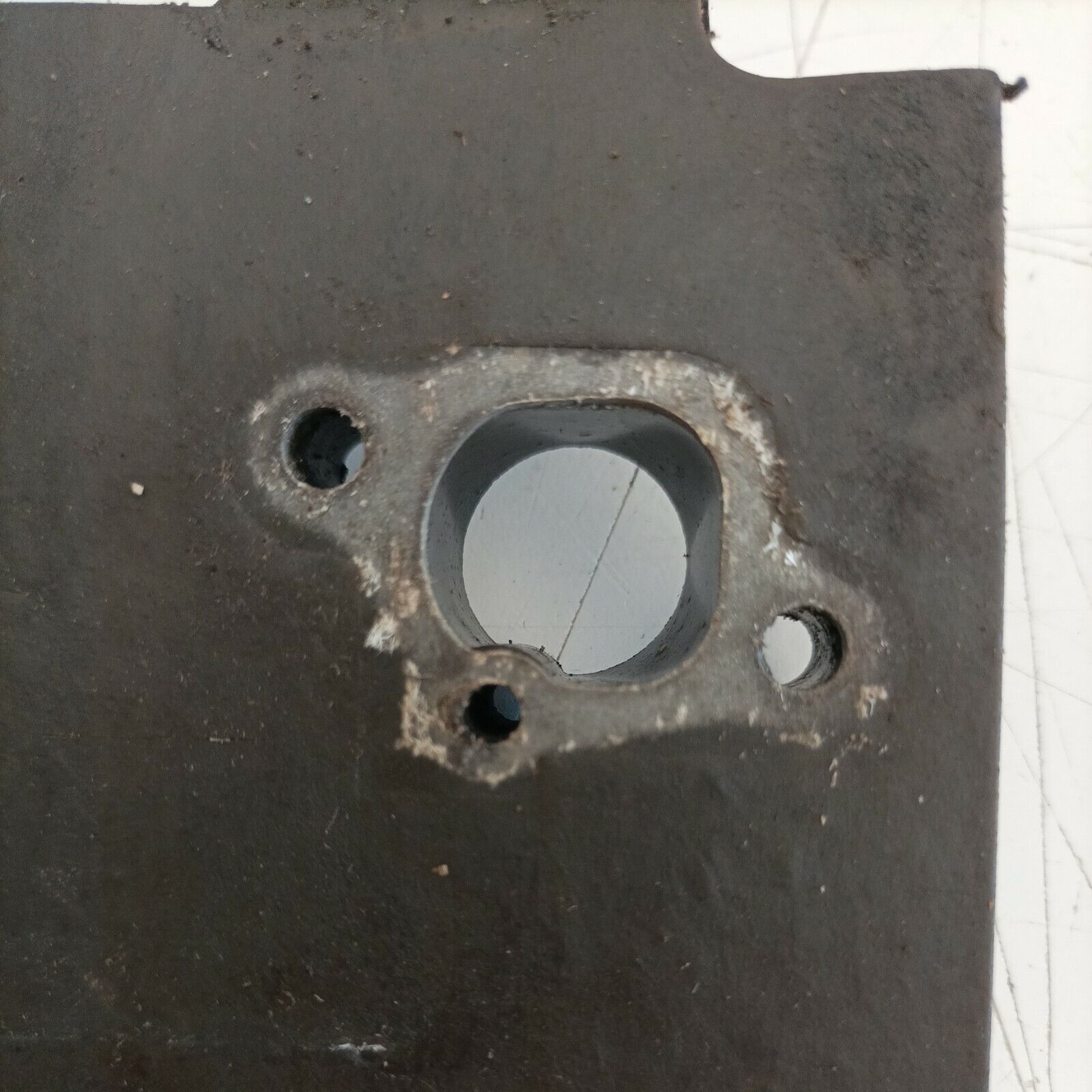 COLLETTORE ASPIRAZIONE CARBURATORE ORIGINALE PER MOTOSEGA CASTOR 330 ANTIVIB