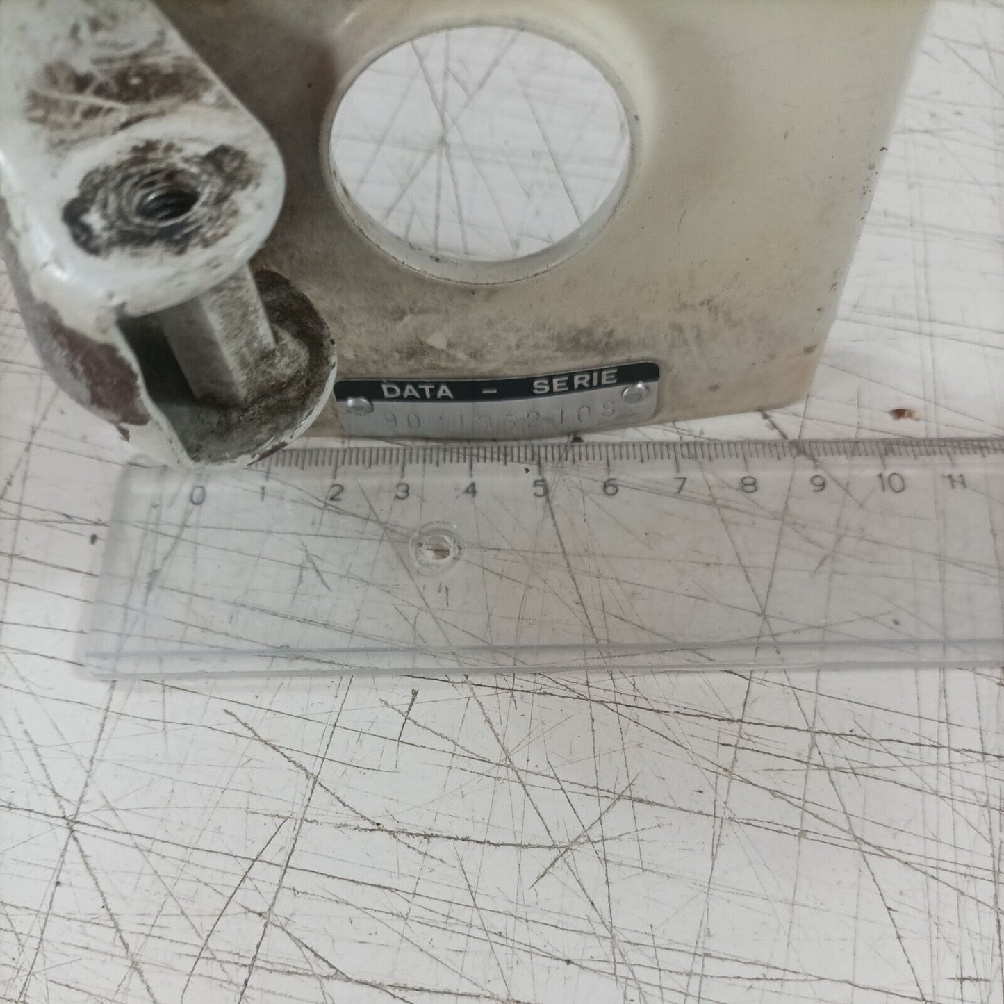MOTOSEGA CASTOR C70 ALPINA A70 TELAIETTO COPERTURA CILINDRO SUPPORTO MANIGLIA