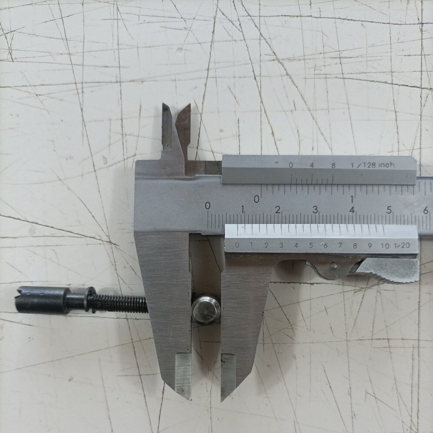 MOTOSEGA OLEOMAC OM 251 REGISTRO TENDI tensione CATENA ORIGINALE ricambi usati