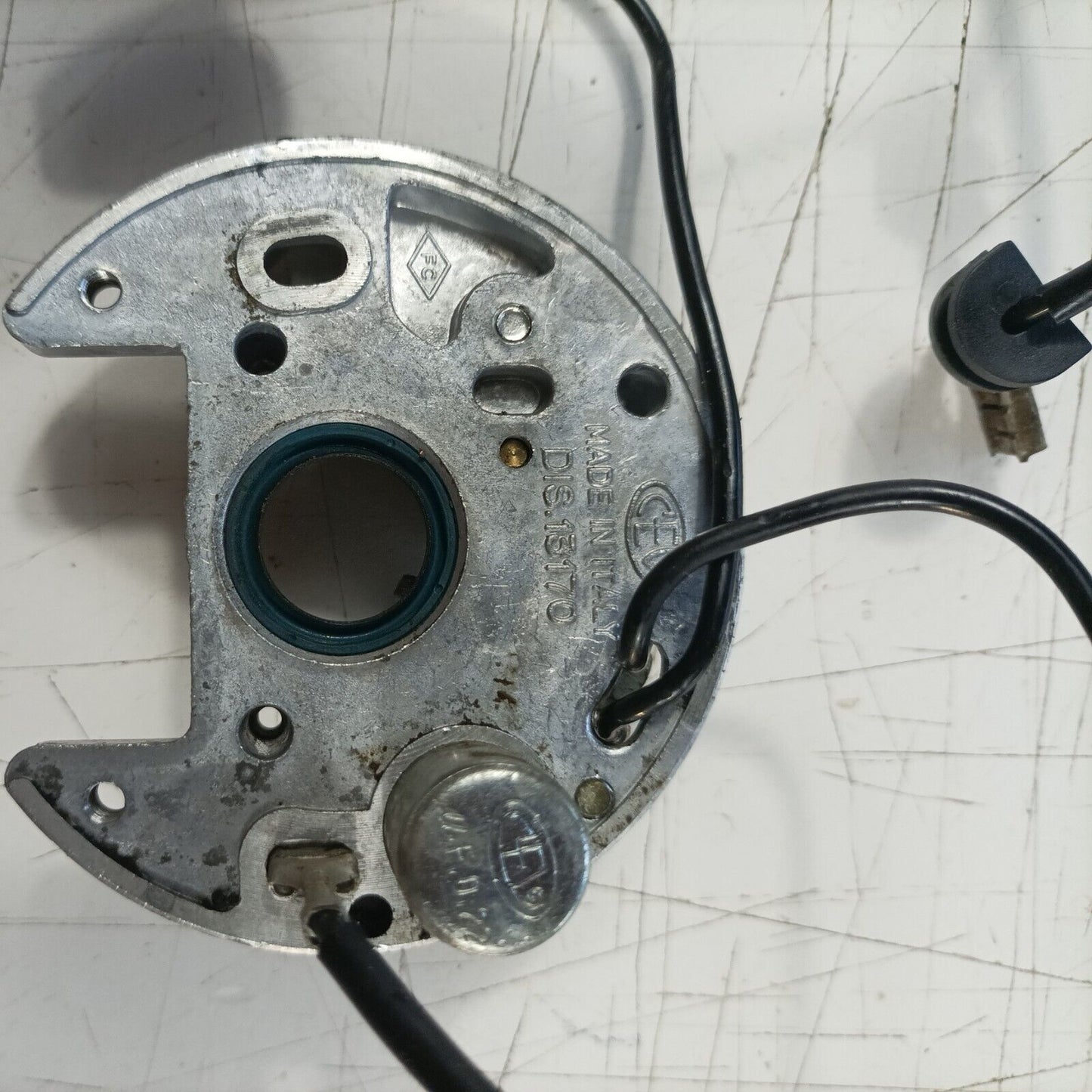 MOTOSEGA OLEOMAC OM 251 PIASTRA ATTACCO PUNTE BOBINA E CONDENSATORE usato