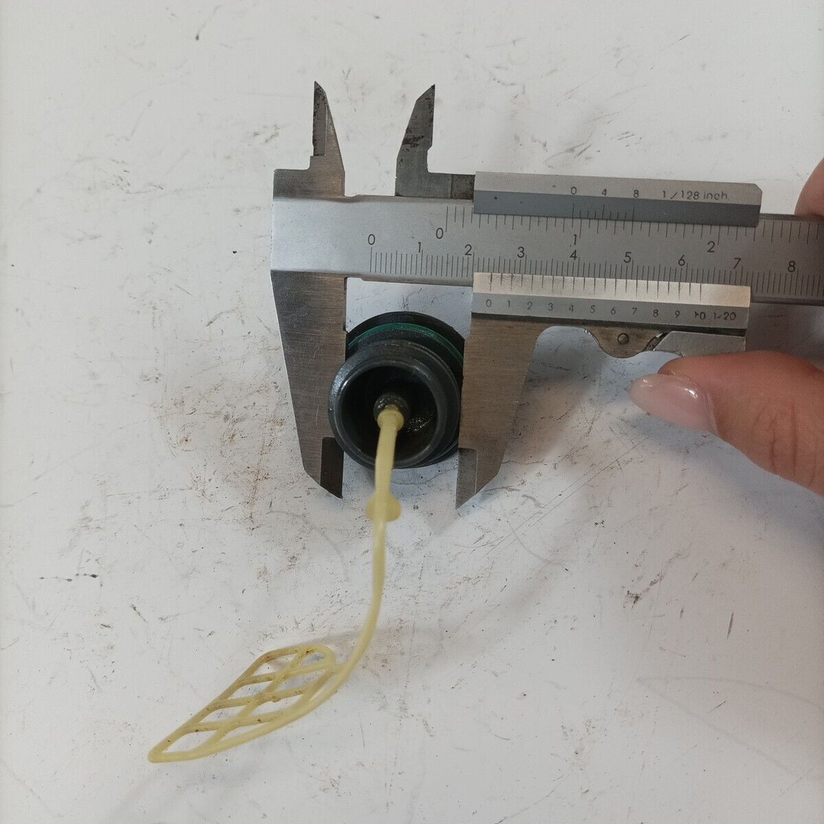 TAPPO SERBATOIO OLIO per motosega EMAK OLEOMAC 940 940C EFCO ricambi usati