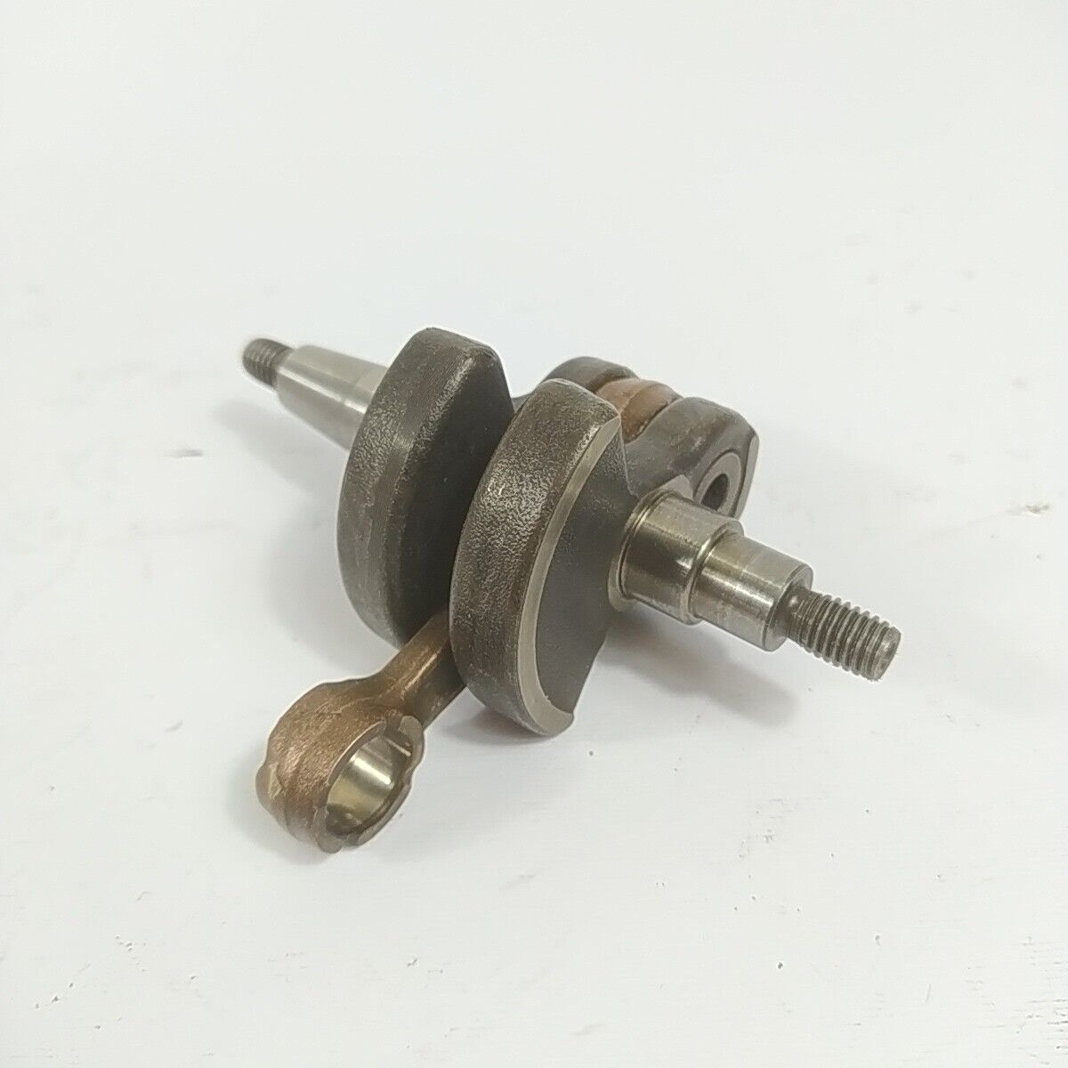 Ricambio ALBERO MOTORE usato per decespugliatore MITSUBISHI TL 52