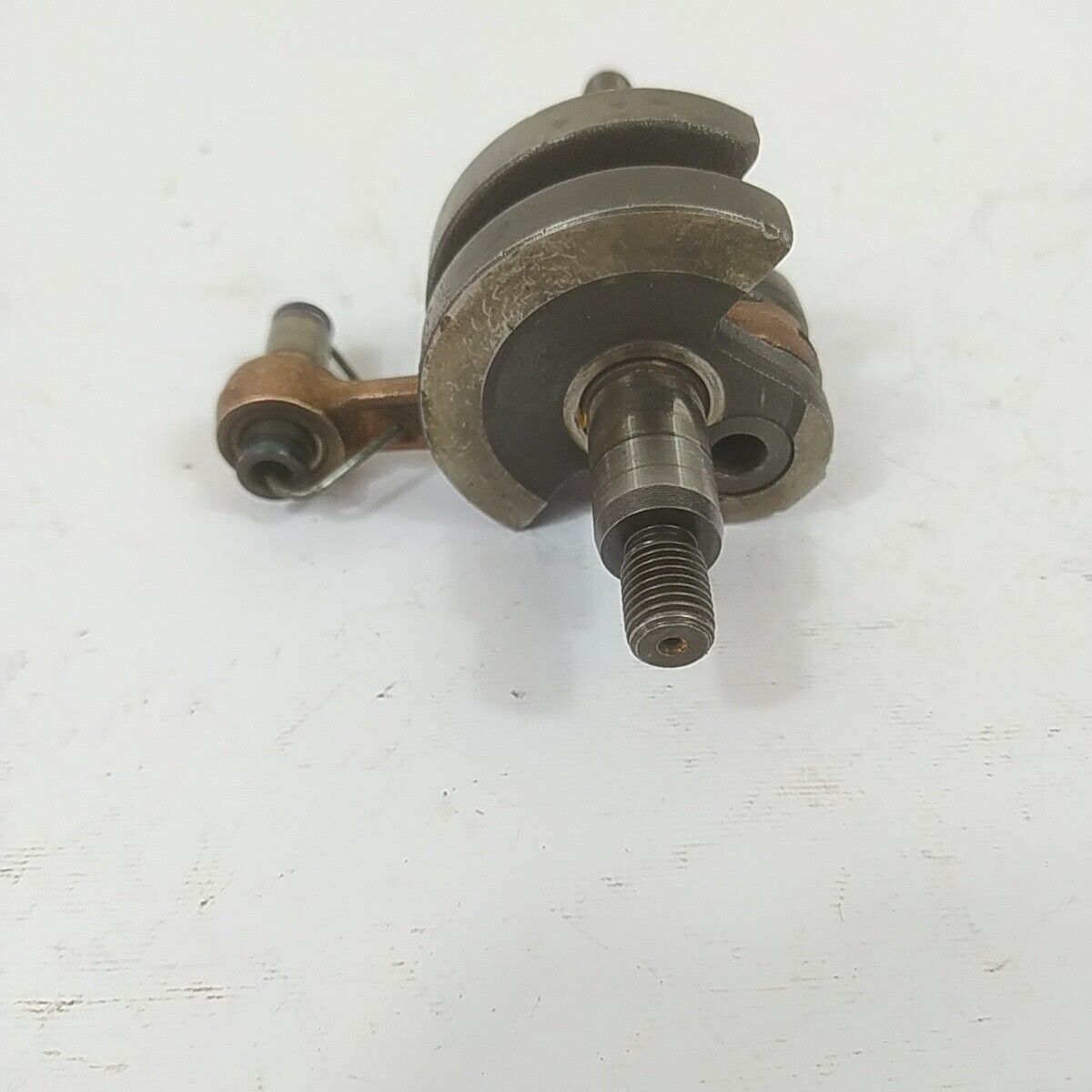 Ricambio ALBERO MOTORE ORIGINALE per decespugliatore TANAKA 501 ik usato