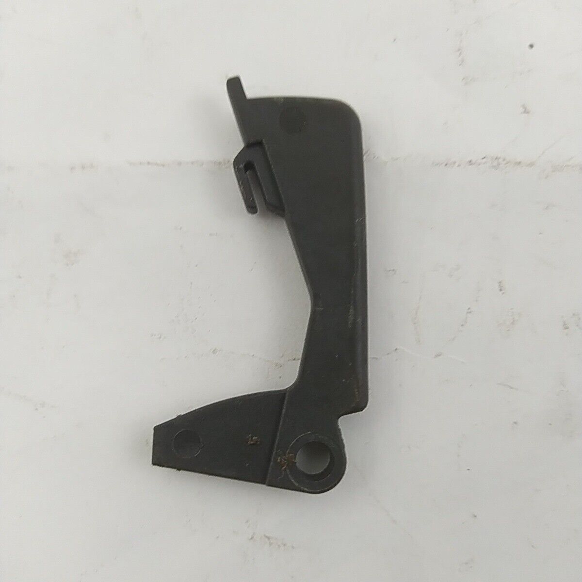 MOTOSEGA CASTOR CP 361 ricambio COMANDO tasto ACCELERAZIONE GRILLETO GAS Usato