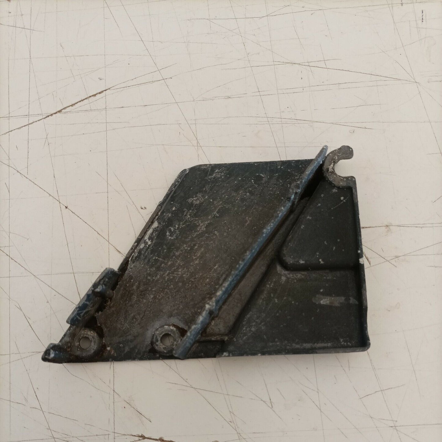COPERCHIO COPRI lato frizione catena PER MOTOSEGA MCCULLOCH PM 480 ricambi usati