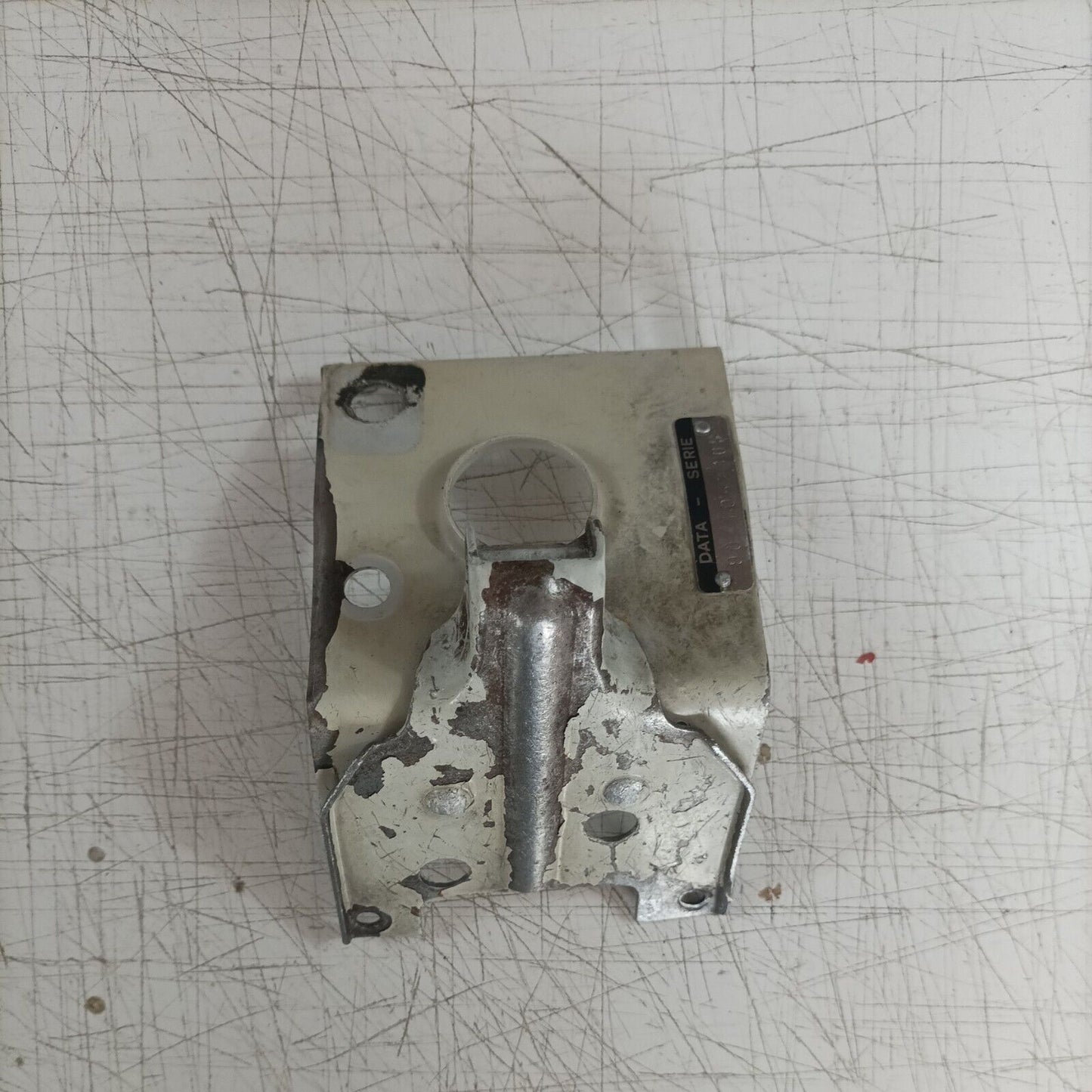 MOTOSEGA CASTOR C70 ALPINA A70 TELAIETTO COPERTURA CILINDRO SUPPORTO MANIGLIA