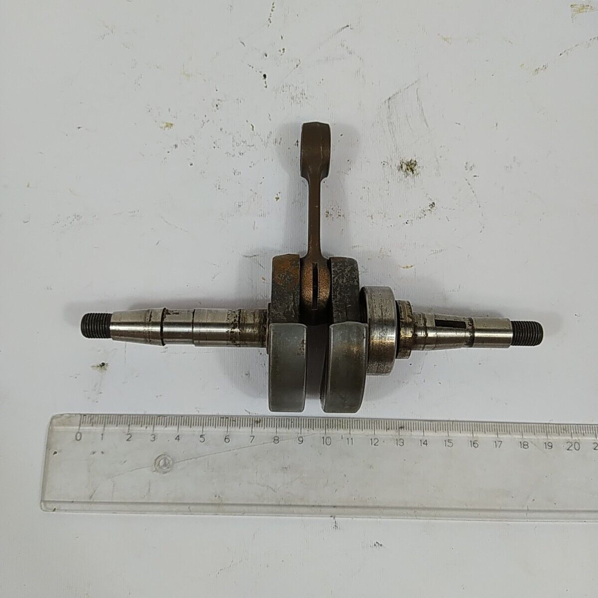 ALBERO MOTORE PER MOTOSEGA OLEO MAC 261 OLEOMAC AUTOMATIC ricambi usati