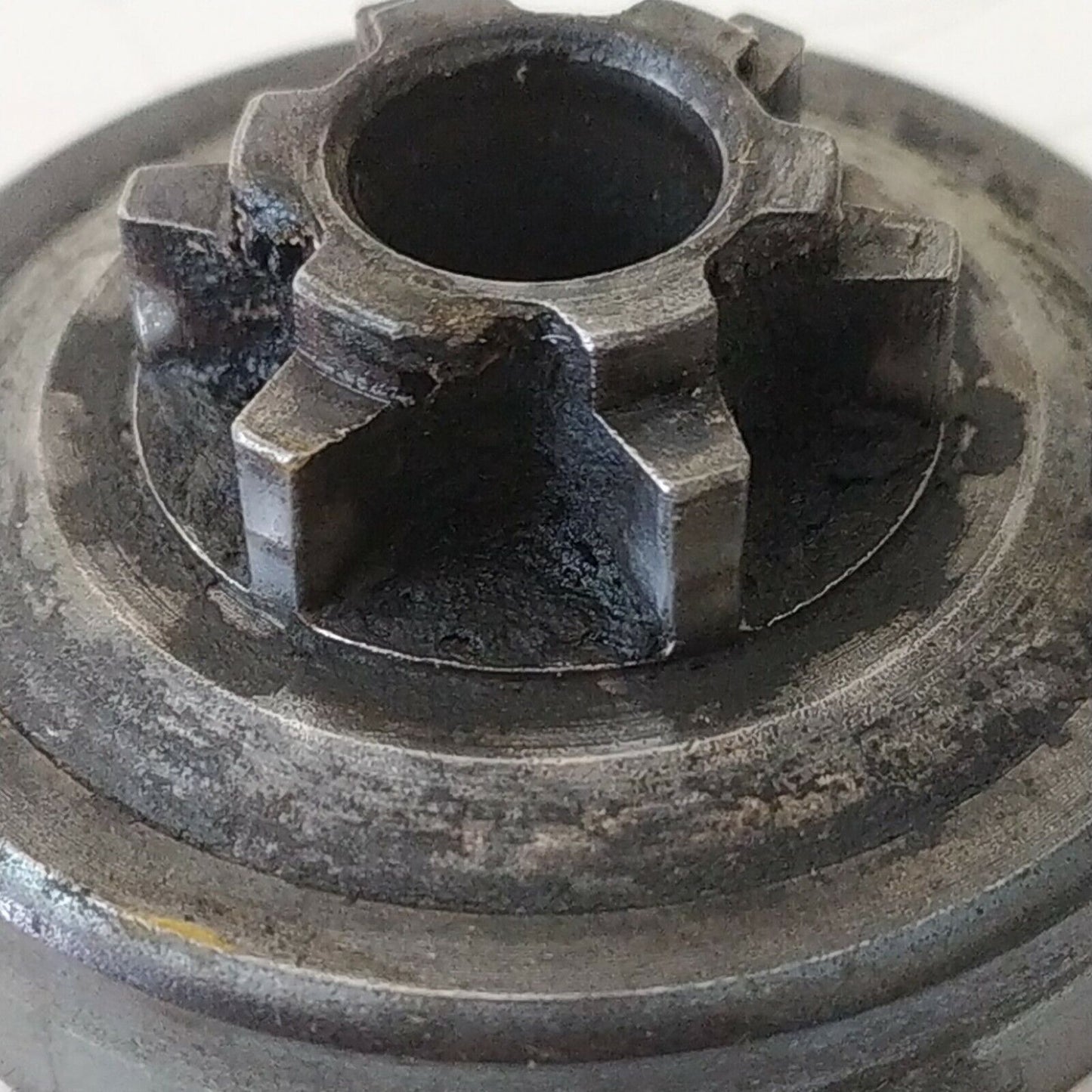 campana frizione 3/8'' 3 OTTAVI MOTOSEGA 25CC 2500 POTATURA CINESE ricambi usati