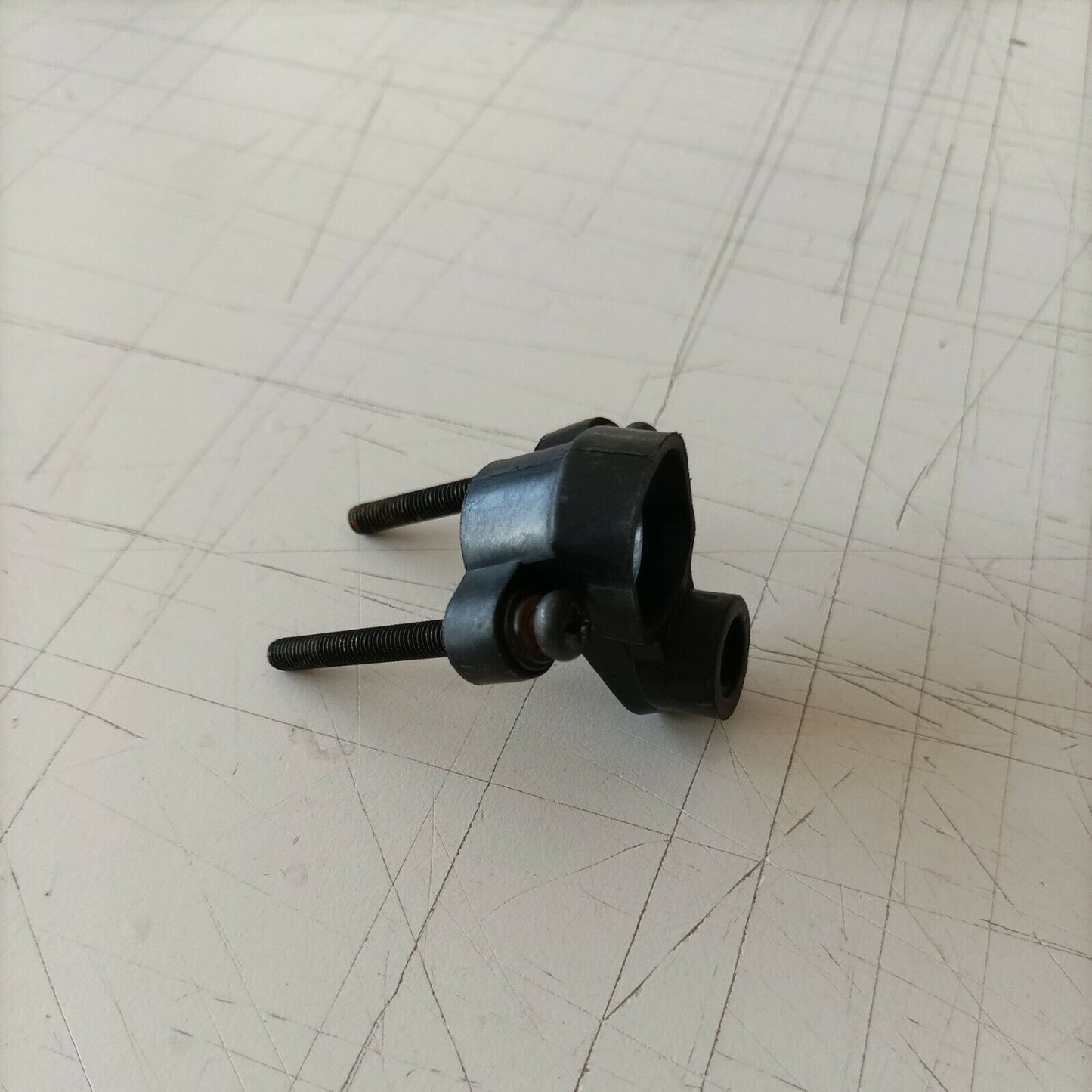 supporto FILTRO E CARBURATORE PER MOTOSEGA SANDRIGARDEN MTD CS 36 ricambi usati