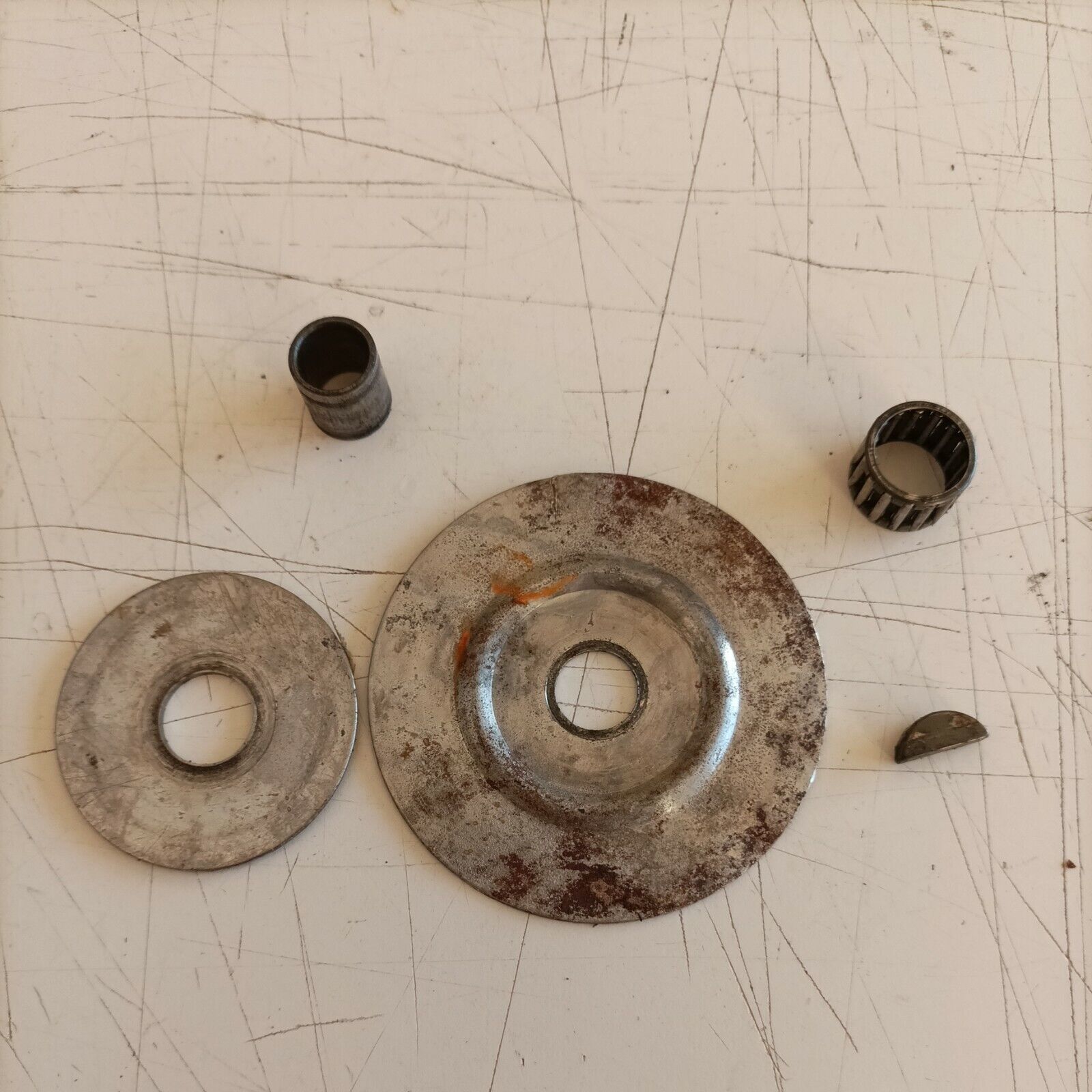 FRIZIONE E CAMPANA ORIGINALE COMPLETA PER MOTOSEGA ALPINA 70 O CASTOR 70