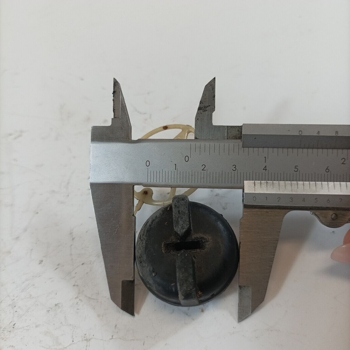 tappo serbatoio CARBURANTE PER MOTOSEGA SANDRIGARDEN MTD CS 36 ricambi usati