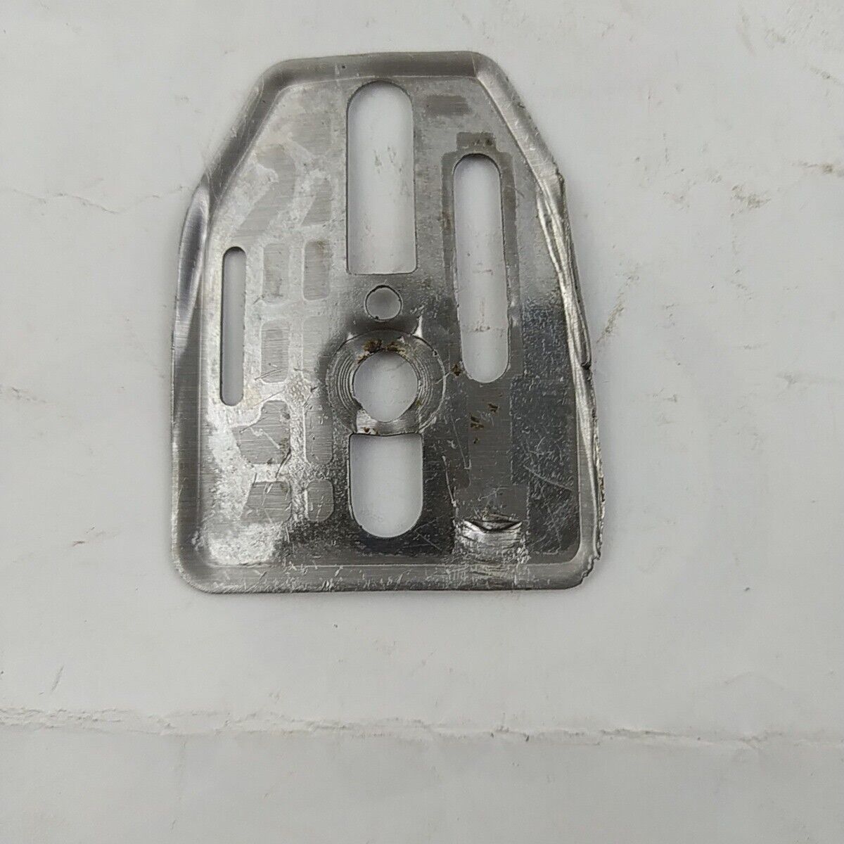 MOTOSEGA CASTOR CP 361 ricambio COPERCHIO BARRA PIASTRA GUIDA CATENA Usato