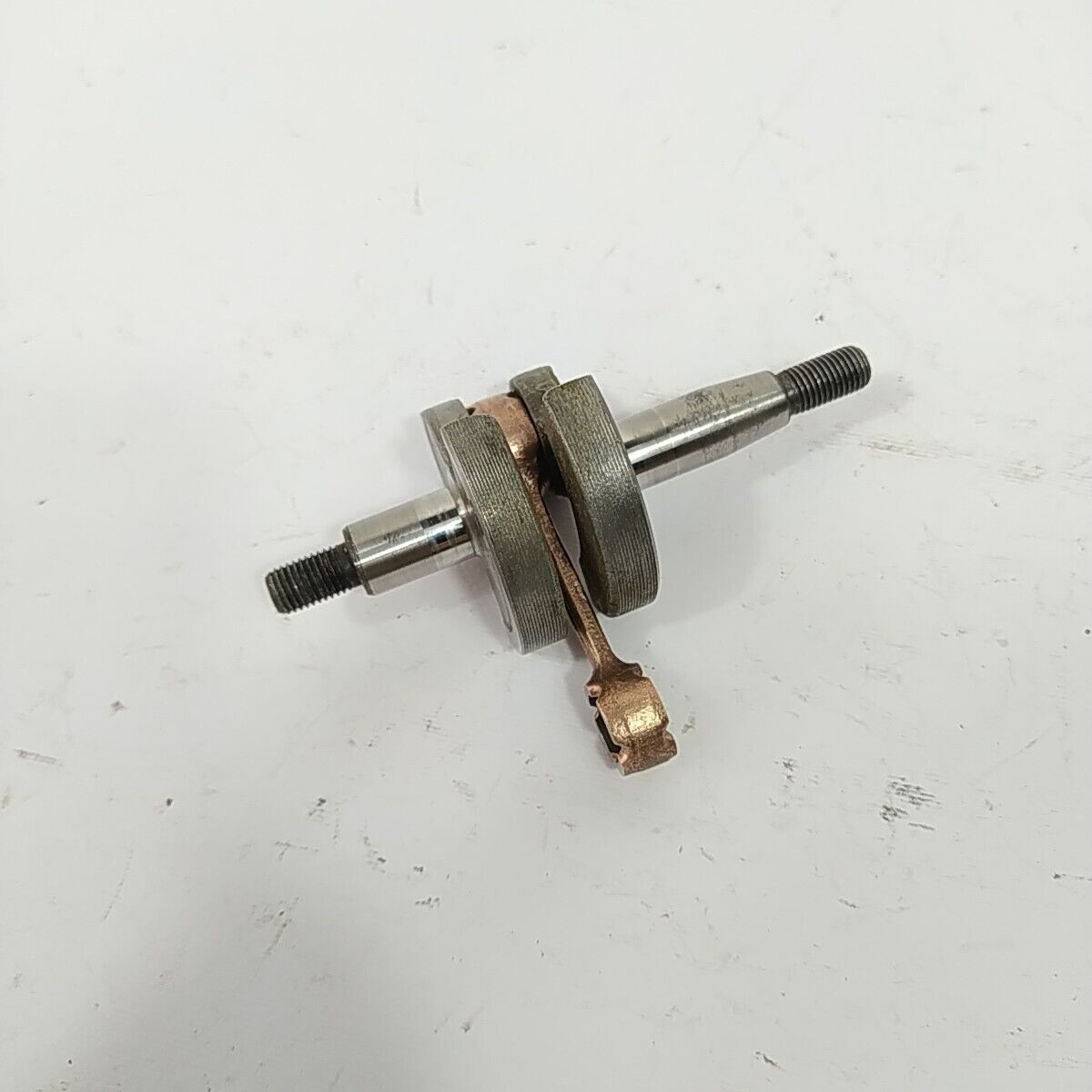ALBERO MOTORE originale per decespugliatore ALPINA BJ 325 ricambi usati