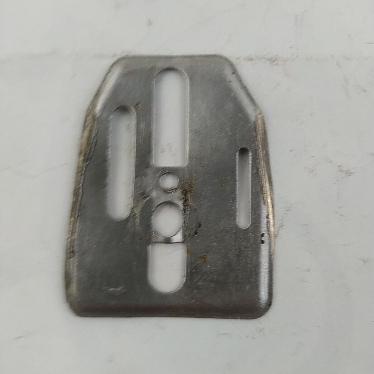 MOTOSEGA CASTOR CP 361 ricambio COPERCHIO BARRA PIASTRA GUIDA CATENA Usato