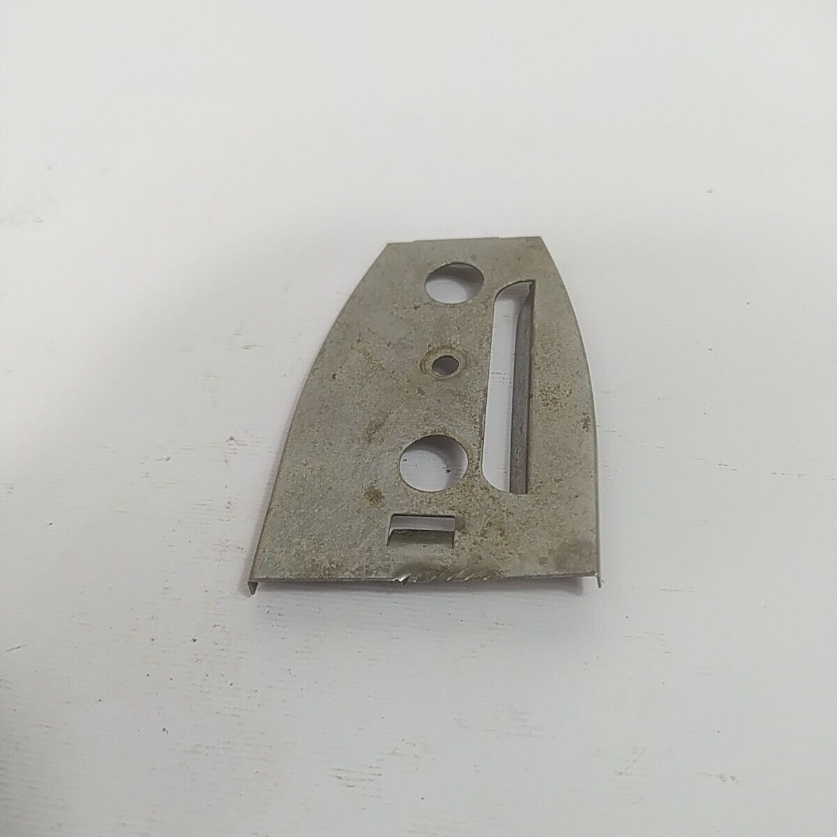 PIASTRA BARRA CATENA originale per motosega HUSQVARNA 51 ricambio usato