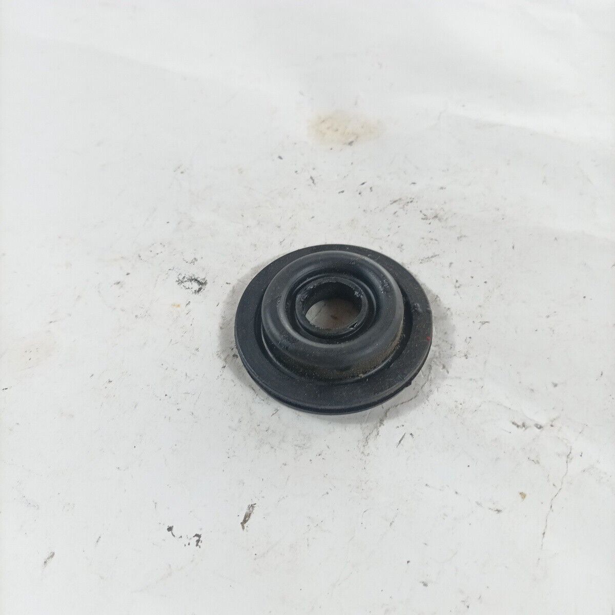 CUFFIA GOMMINO PASSANTE COLLETTORE CARBURATORE PER MOTOSEGA ALPINA PROF 45