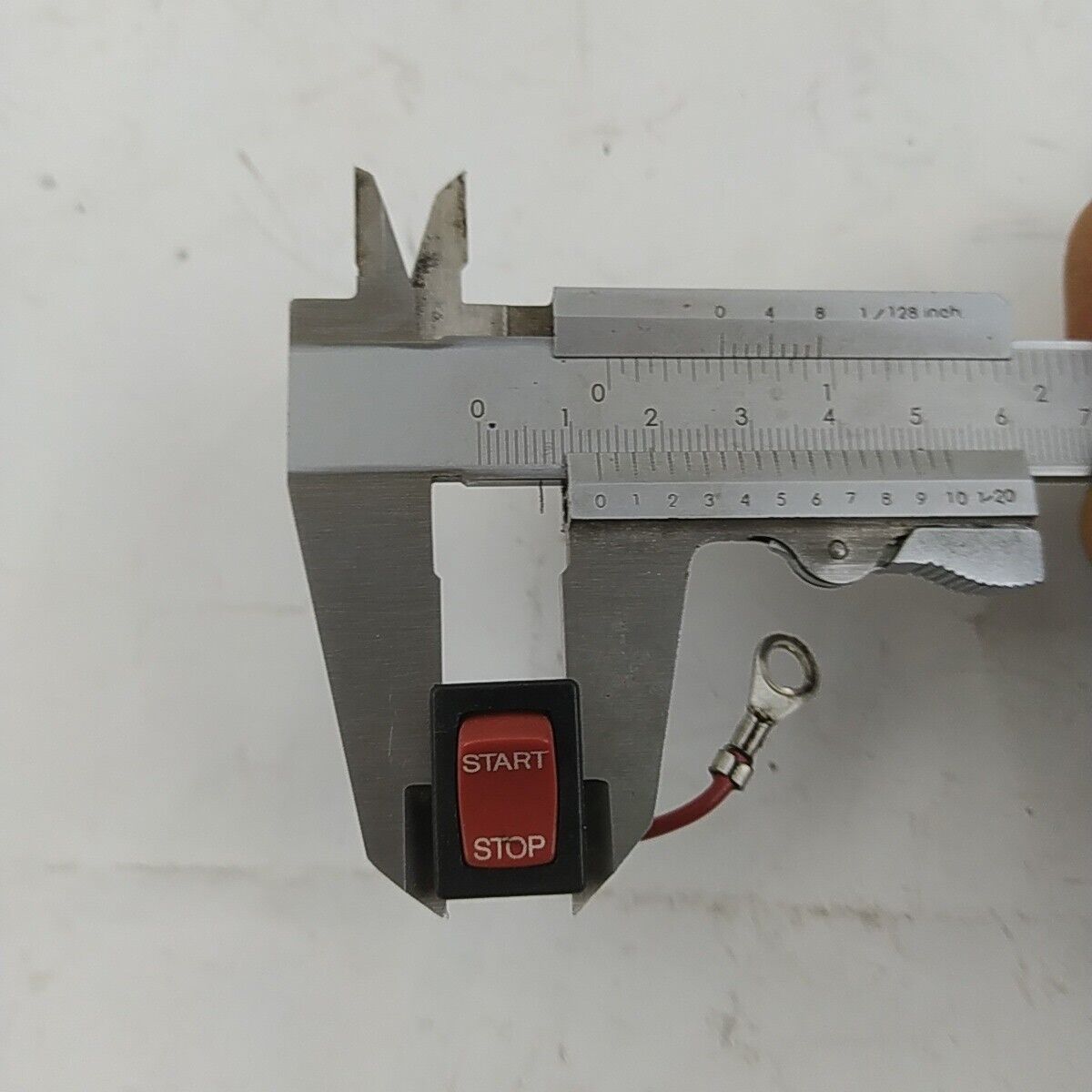 MOTOSEGA CASTOR CP 361 ricambio INTERRUTTORE ON/OFF start stop Usato