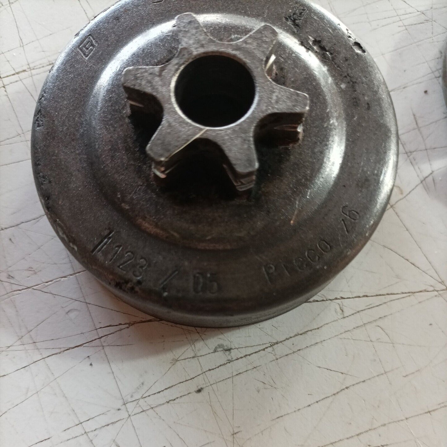 CAMPANA E FRIZIONE originale PER MOTOSEGA STIHL 018/MS 170 180 017 ricambi usati