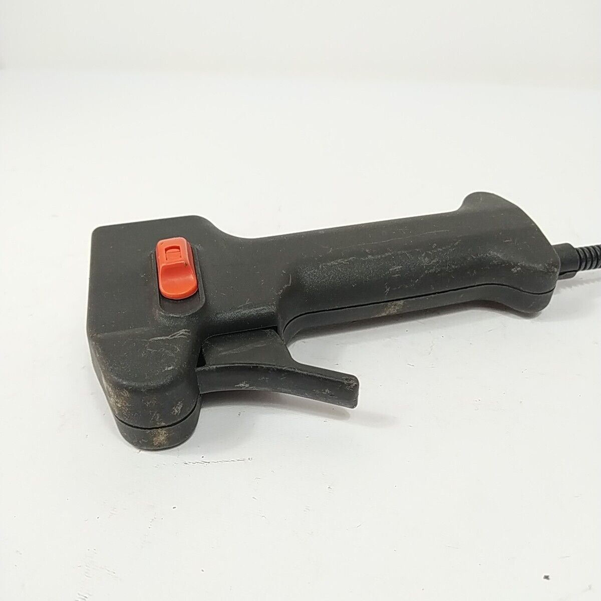 IMPUGNATURA COMANDO ACCELERATORE usato per decespugliatore MCCULLOCH CABRIO 251