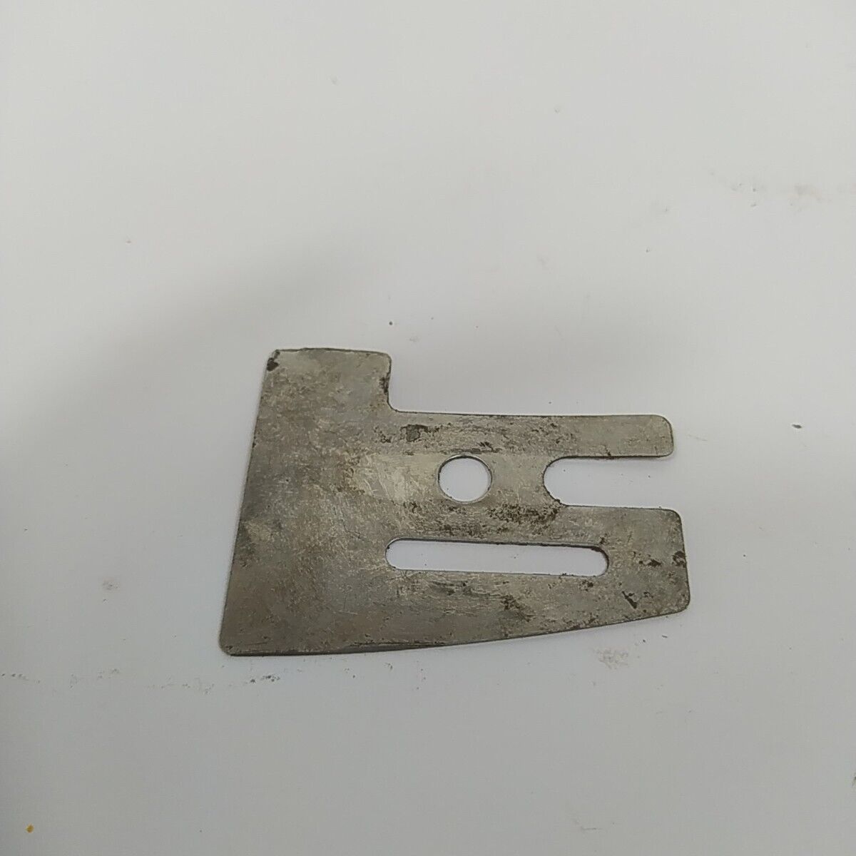 ricambi PIASTRA BARRA CATENA per motosega ALPINA SILVER 40 castor 330 338 usati