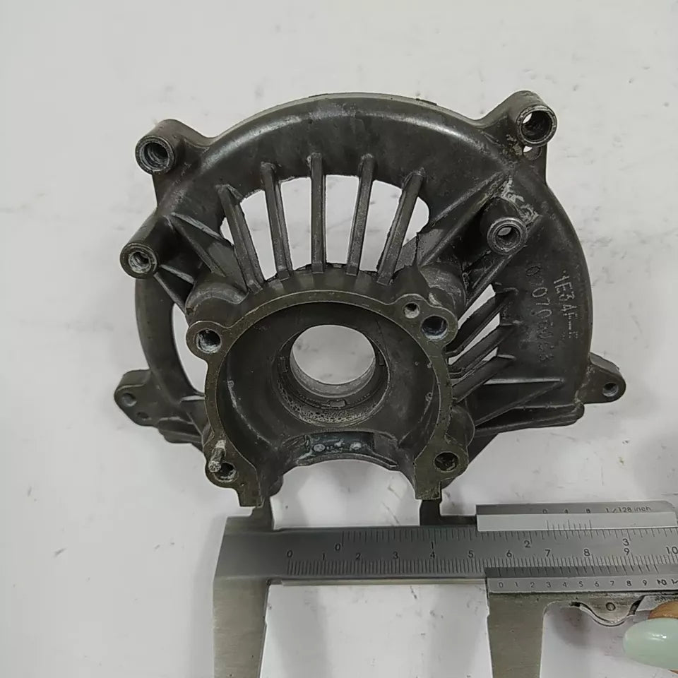 CARTER MOTORE basamento per decespugliatore ALPINA BJ 325 usati