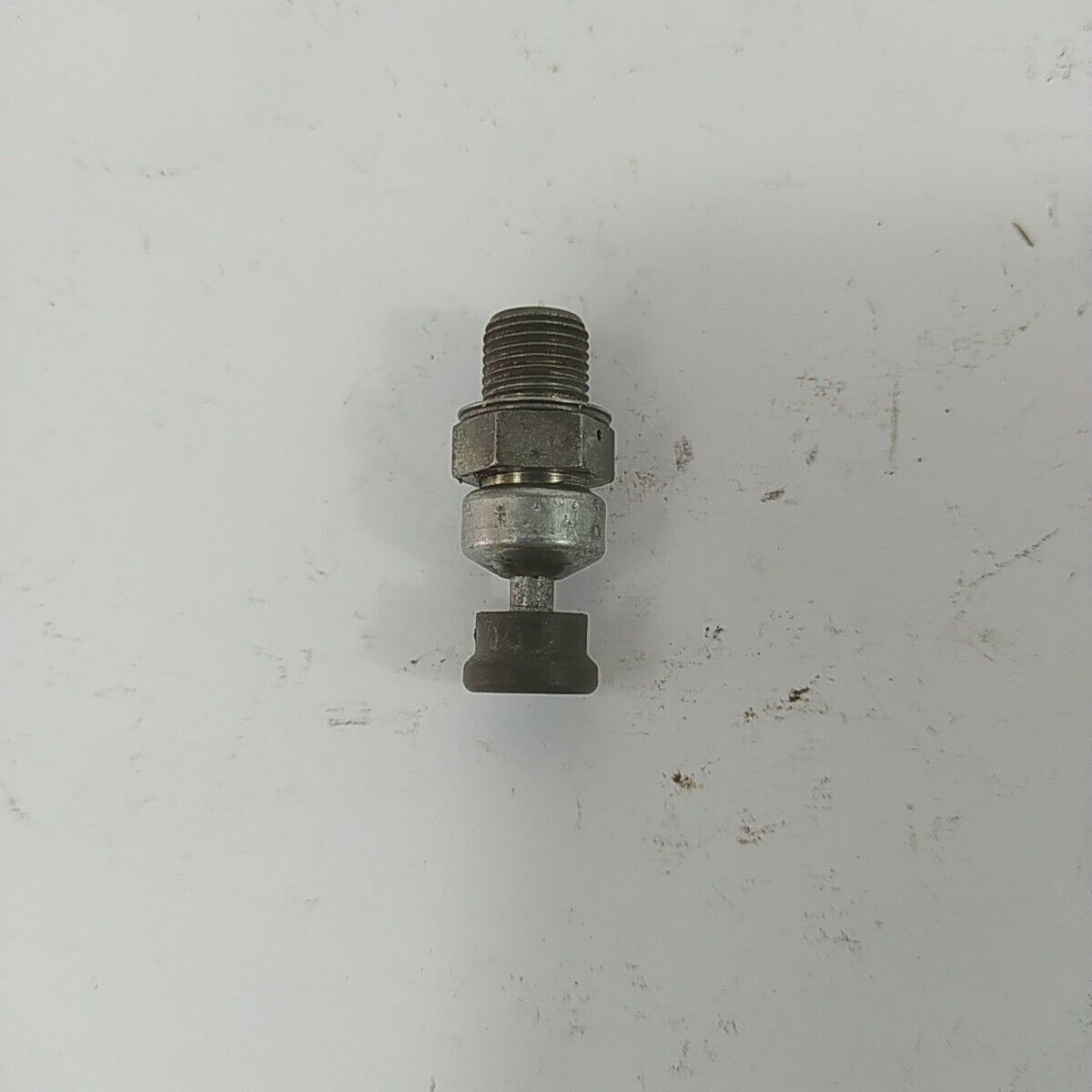 VALVOLA DI DECOMPRESSIONE CILINDRO per motosega OLEO MAC GS 440 ricambi usati