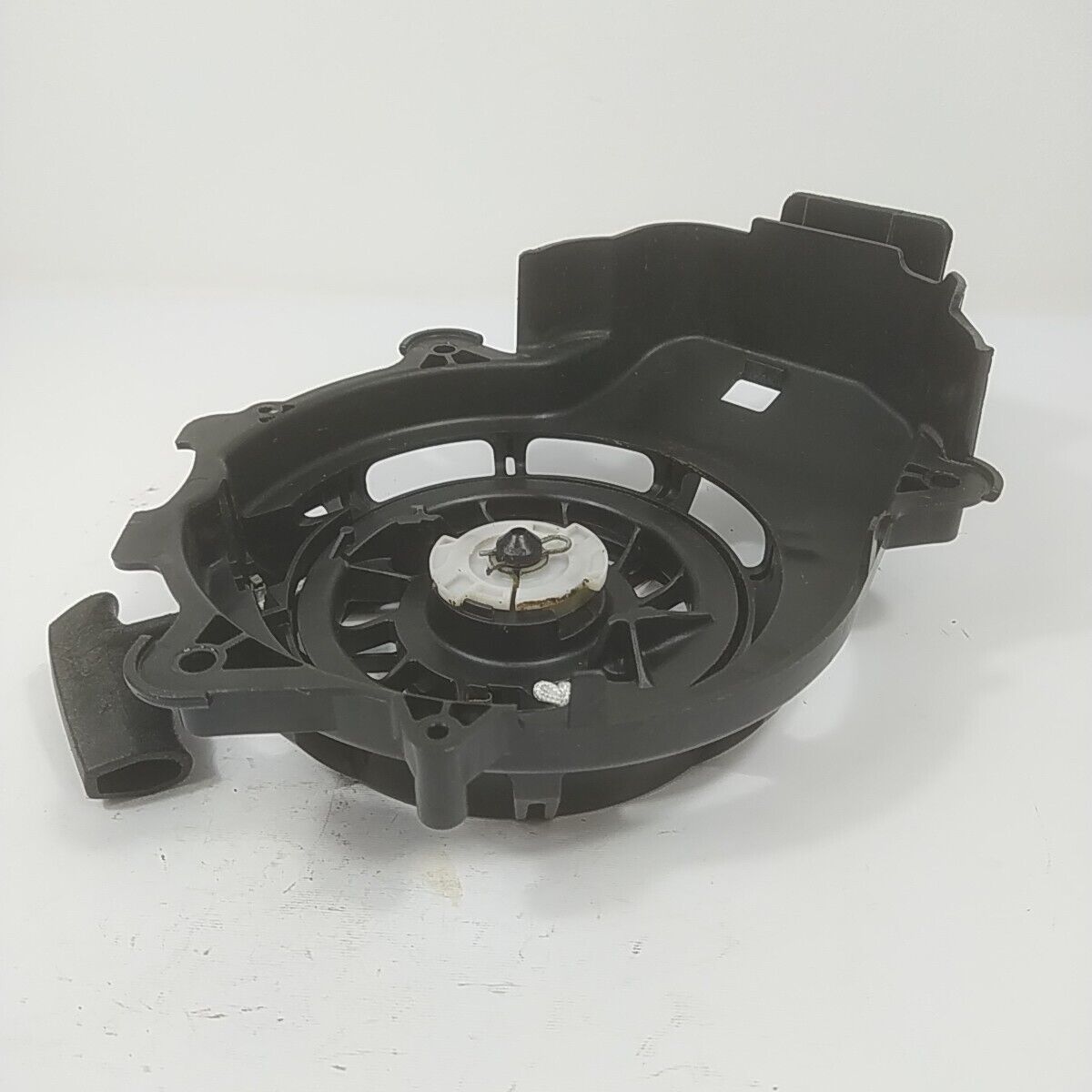 Ricambio COPERCHIO DI AVVIAMENTO per tosaerba Briggs & Stratton 675 EXi usato