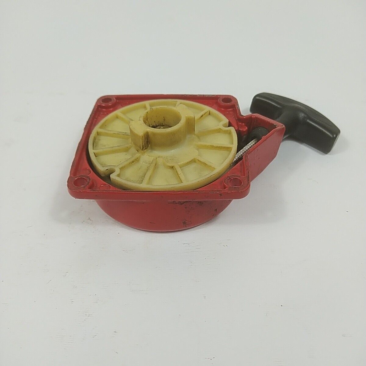 Ricambio per decespugliatore EFCO 8420 8425 COPERCHIO AVVIAMENTO A STRAPPO usato